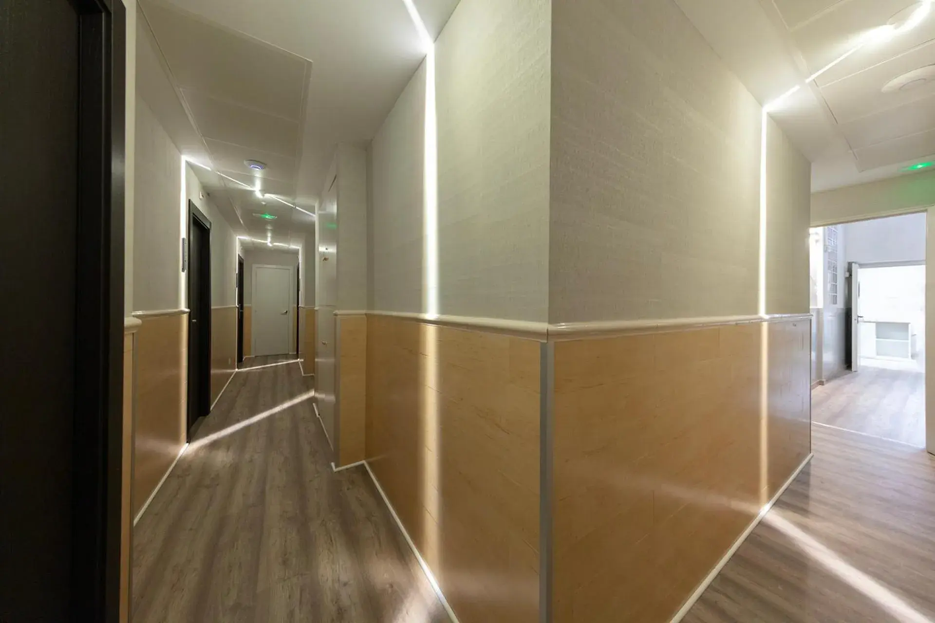 Property building in Standbyme Ramblas Property building in Standbyme Ramblas