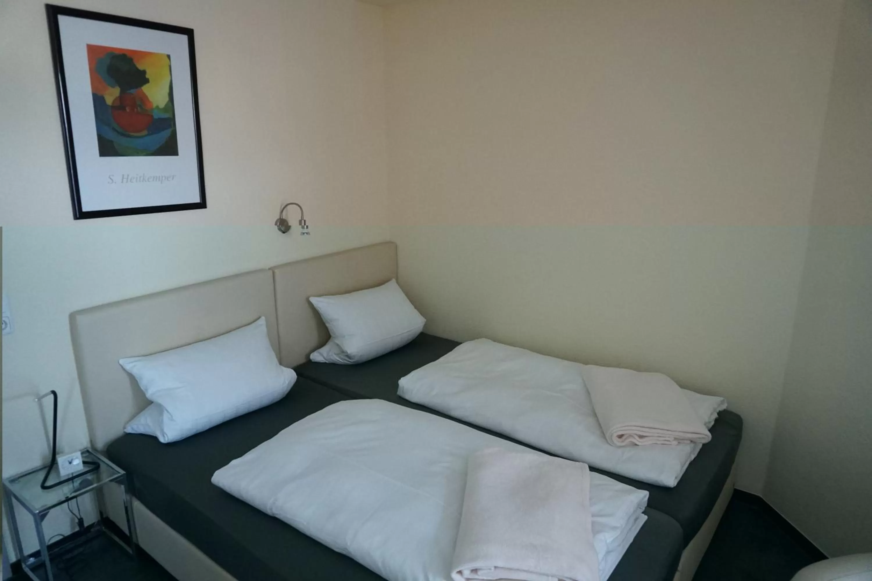 Bedroom, Bed in Hotel Come In