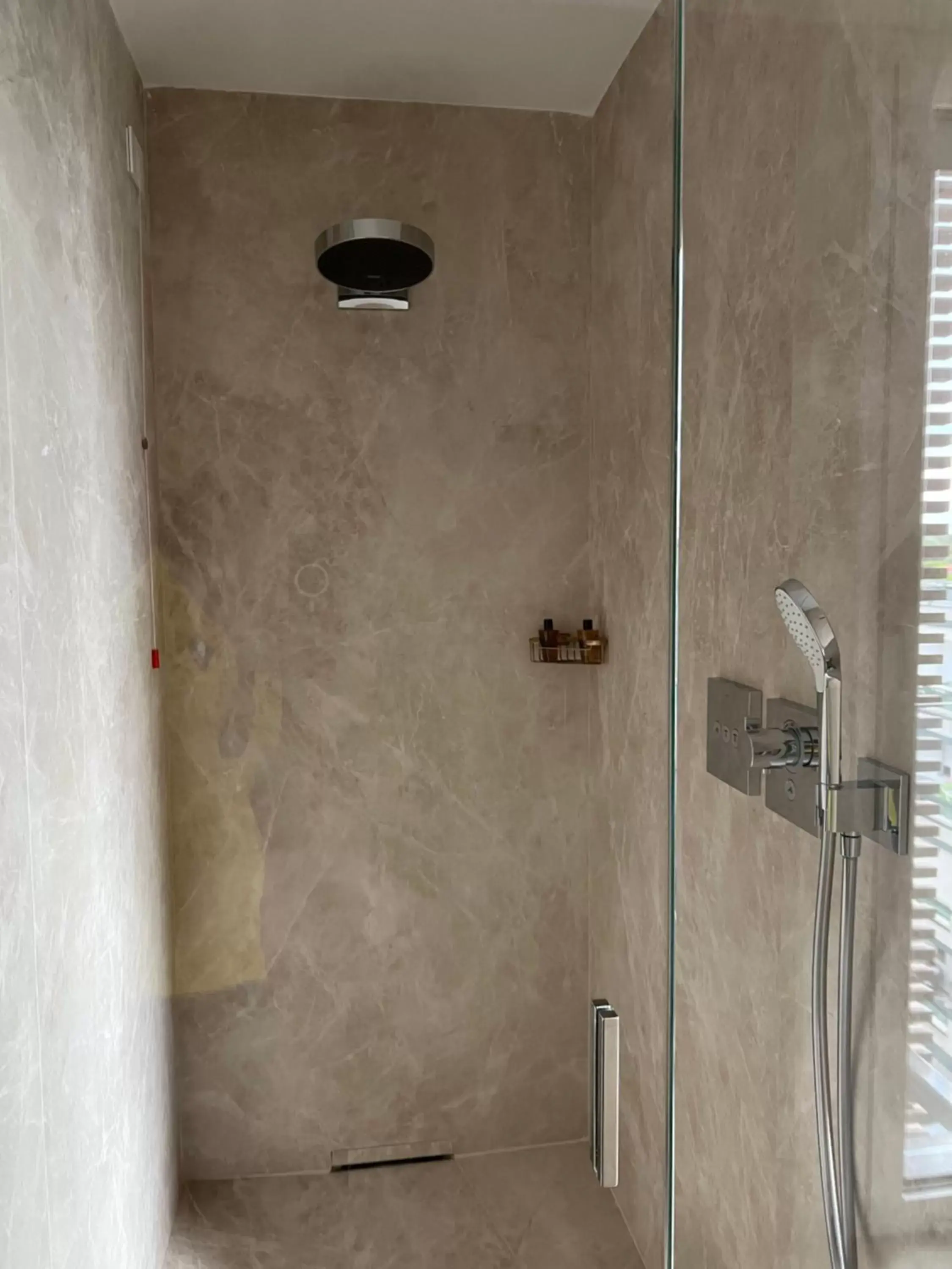 Shower, Bathroom in Ceccarini 9 home suite home