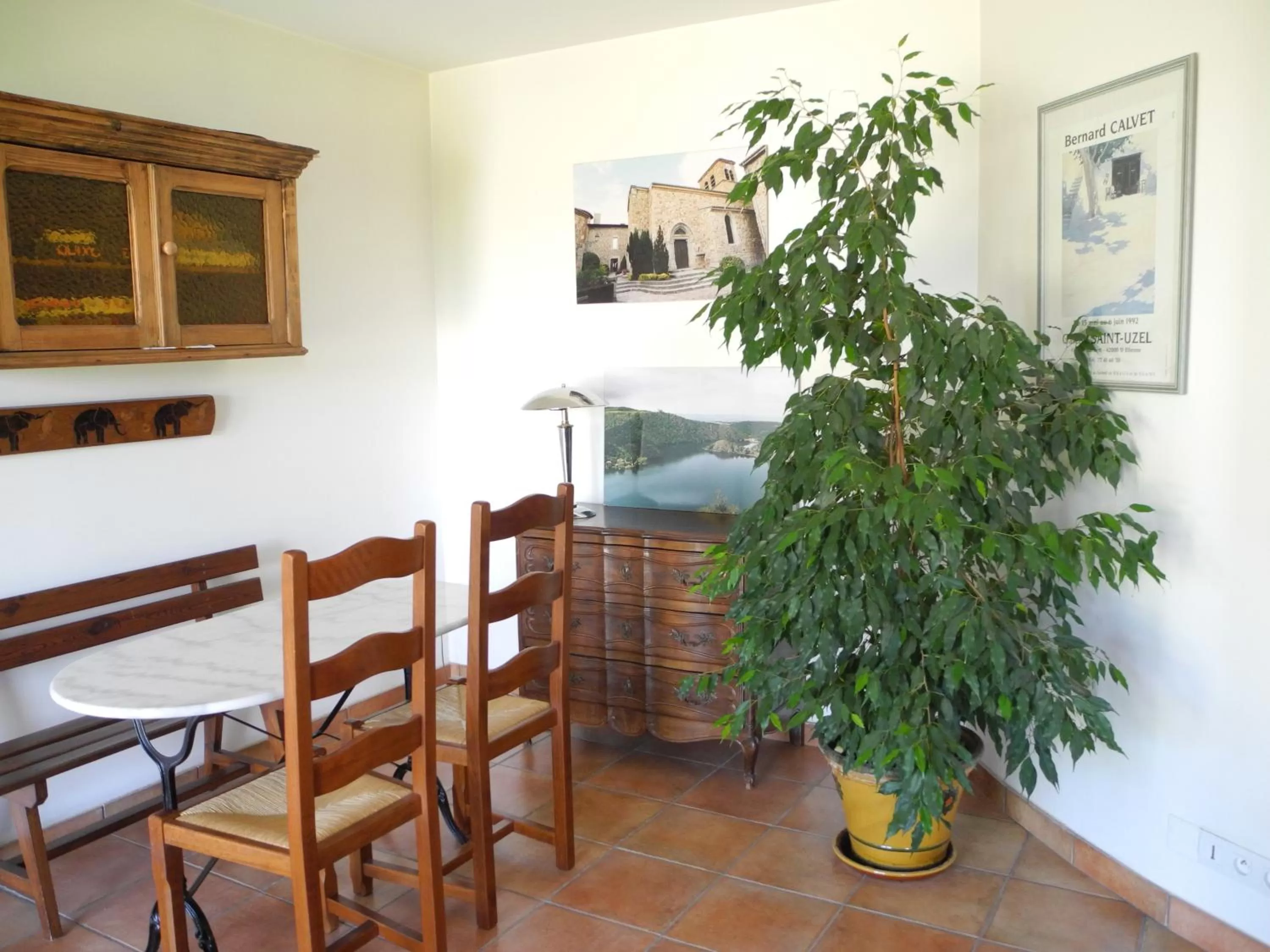 Dining area in Le Plateau de la Danse