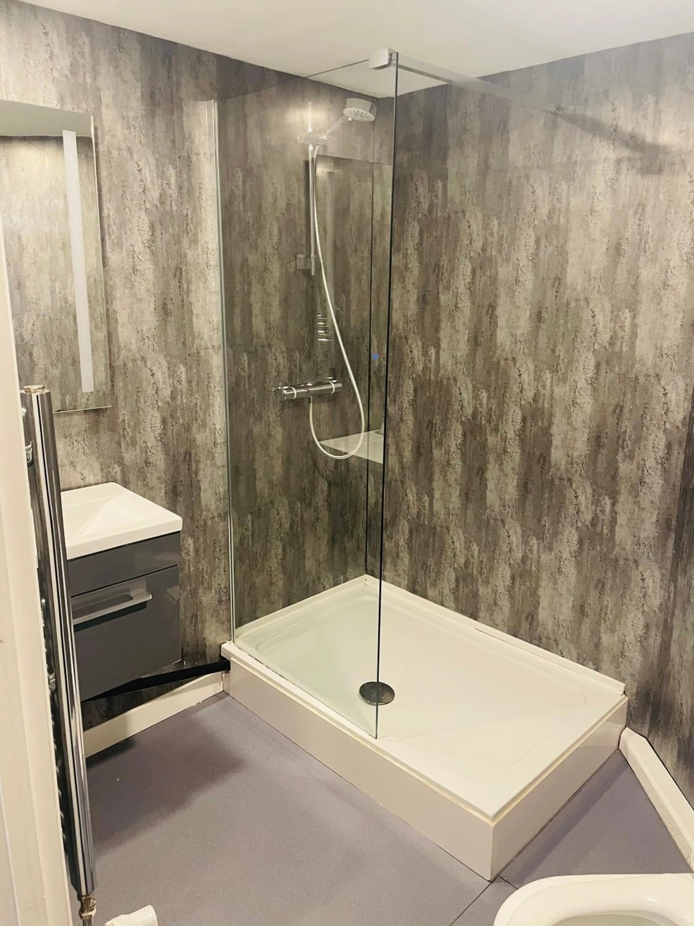 Bathroom in Hotel Express Newcastle Gateshead