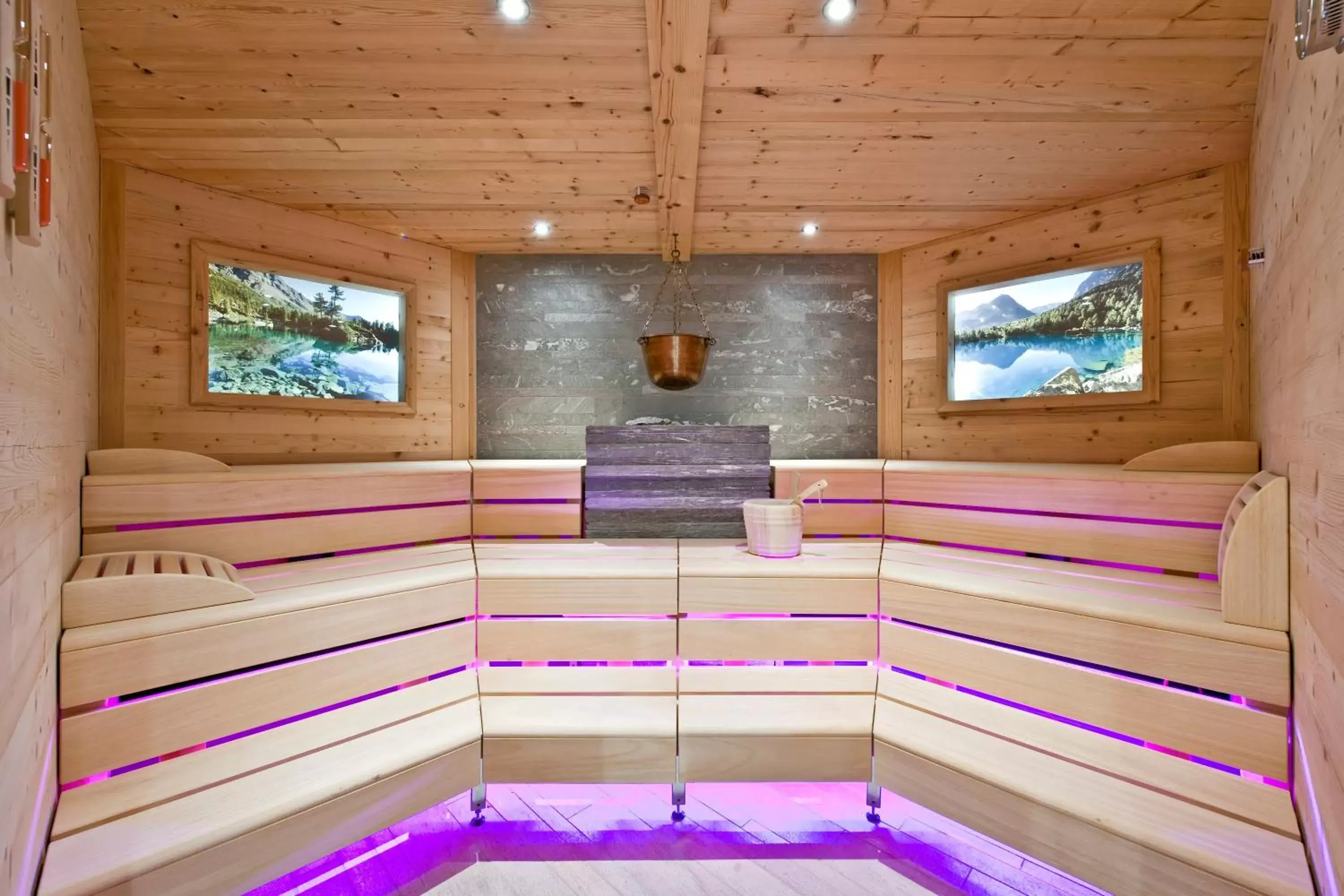 Spa and wellness centre/facilities in Hotel Rosatsch