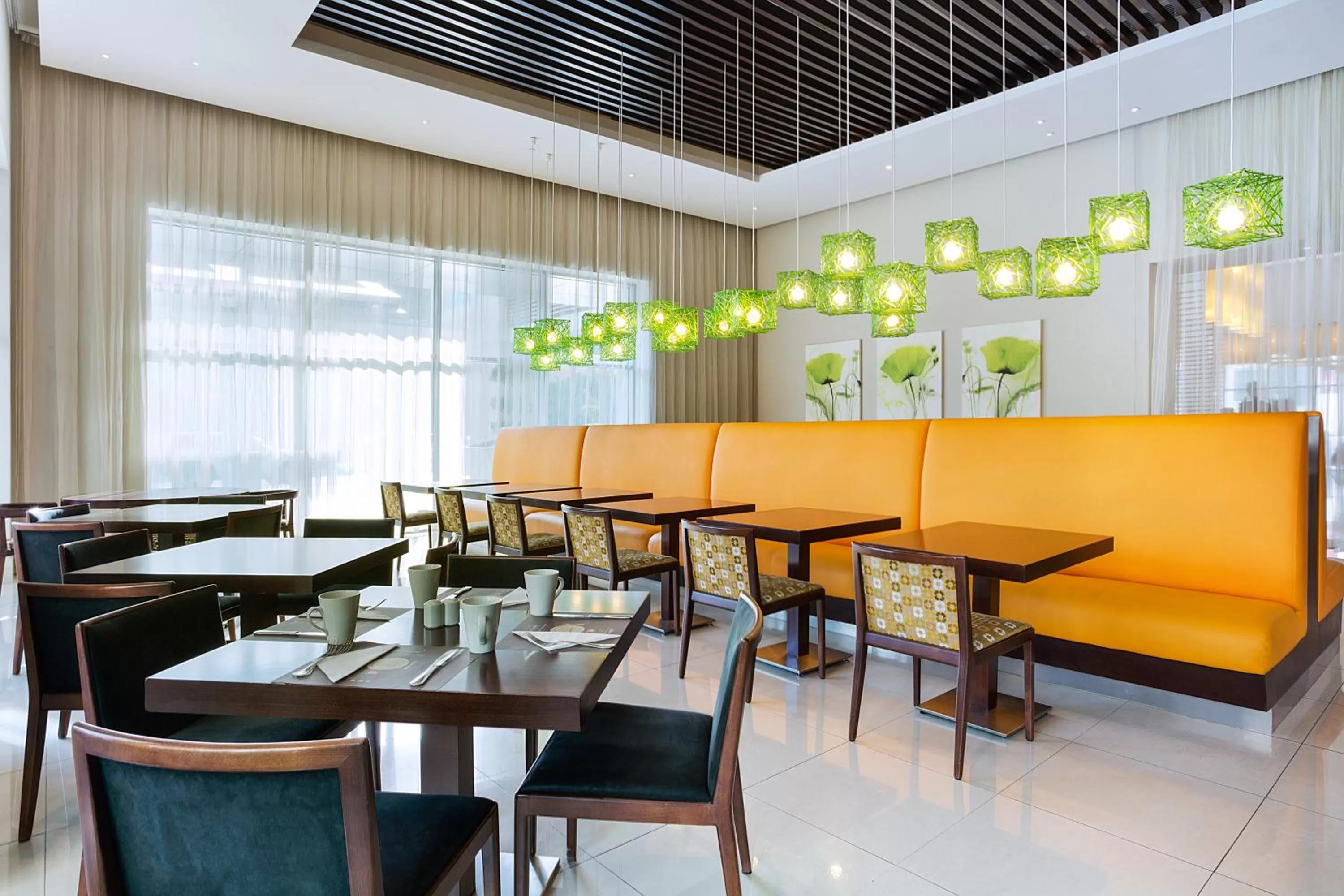 Restaurant/places to eat in ibis Deira Creekside Dubai