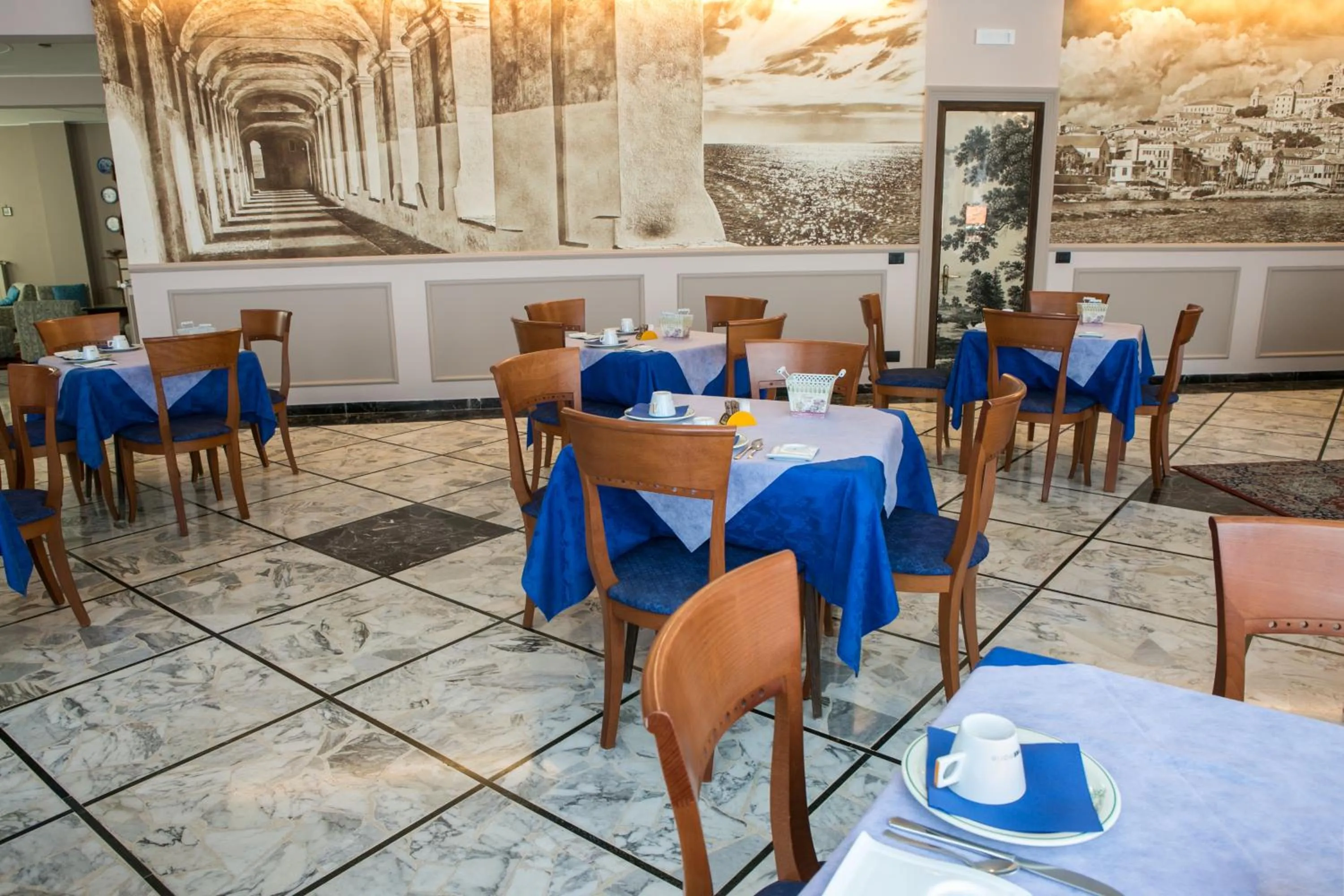 Breakfast in Hotel Ariston