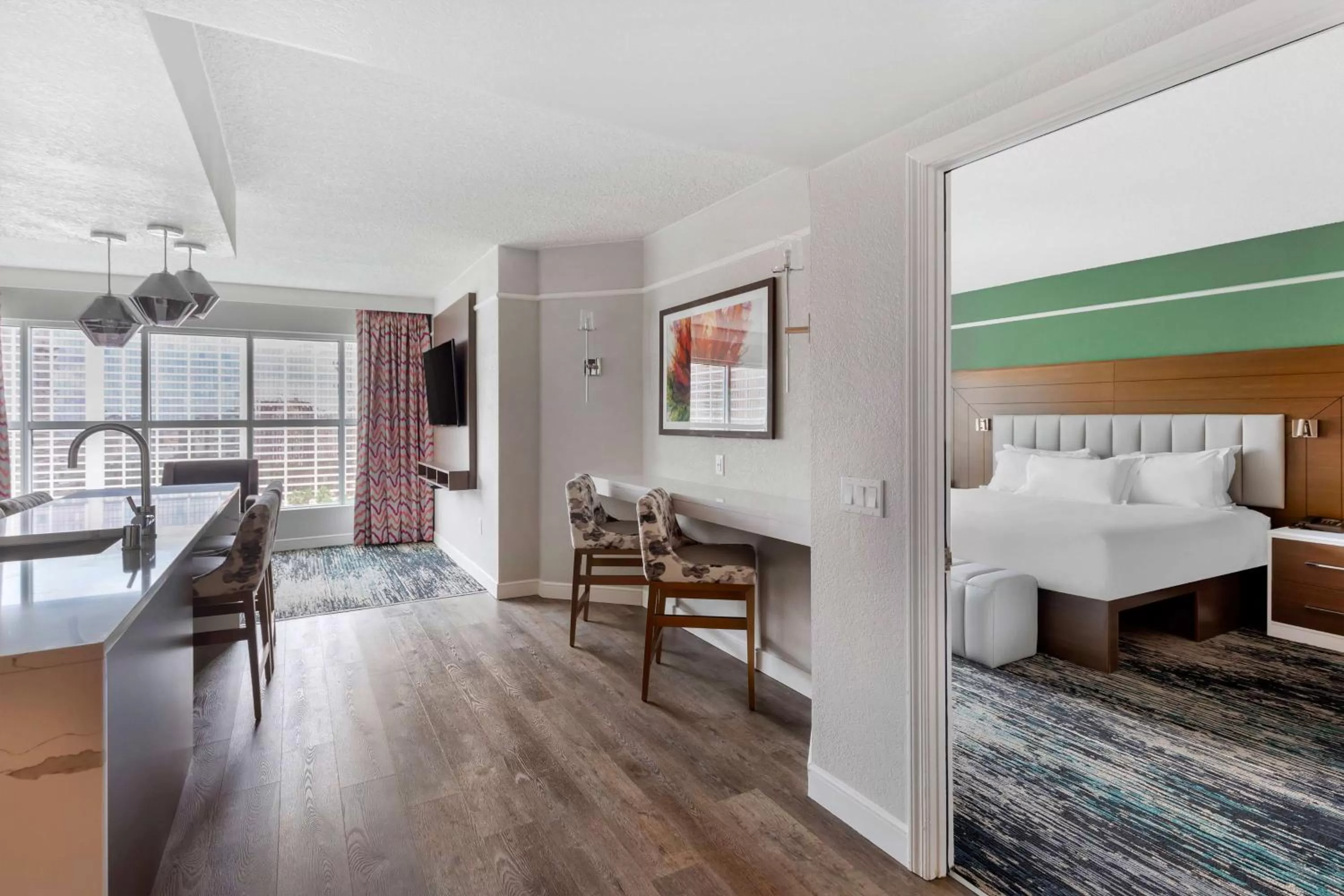 Living room, Bed in Hilton Grand Vacations Club Flamingo Las Vegas