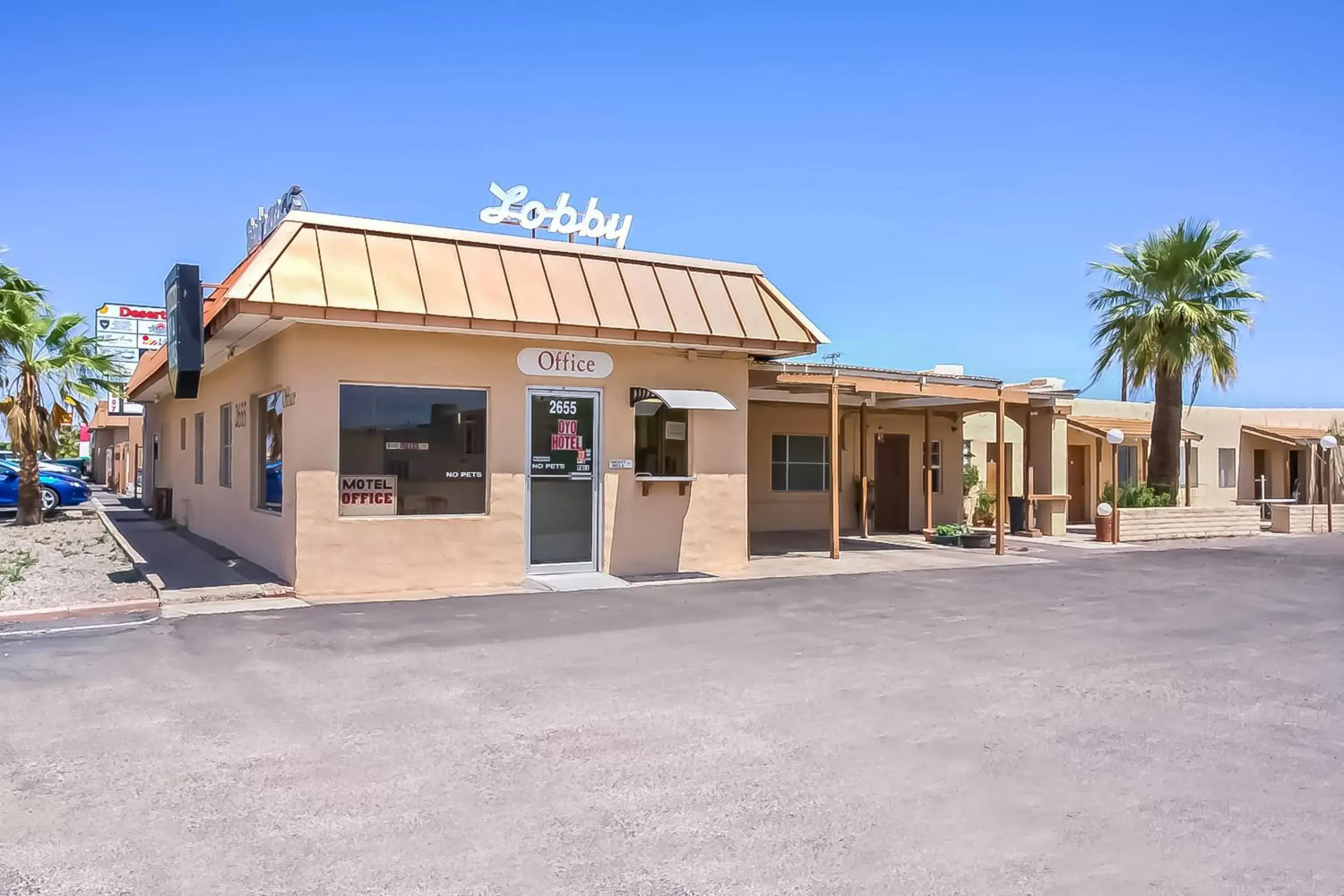 Facade/entrance, Property Building in OYO Hotel Yuma AZ - I-8 US-95