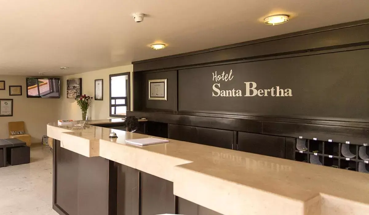 Lobby/Reception in Hotel Posada Santa Bertha