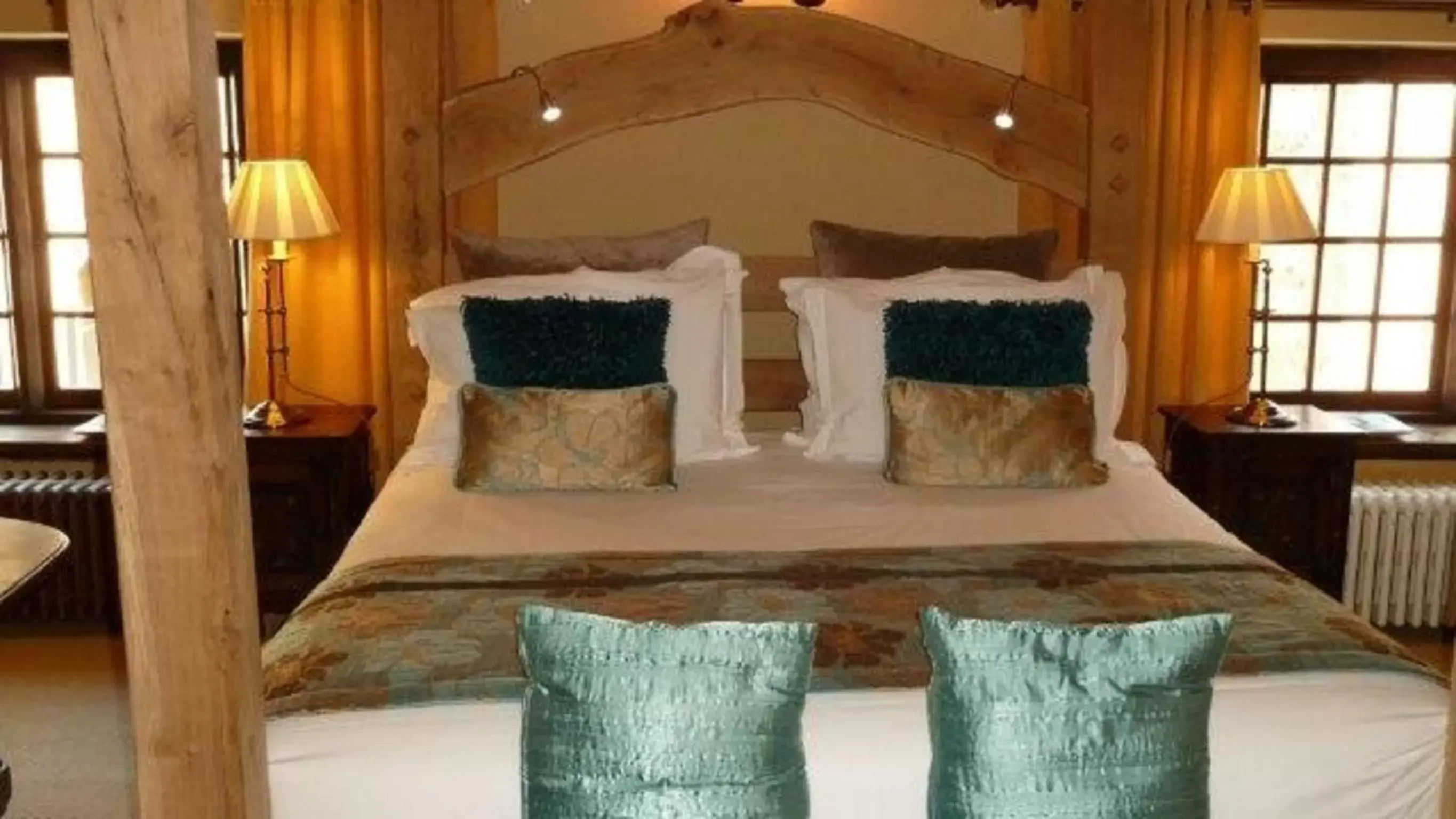 Bed in The Frenchgate Restaurant & Hotel