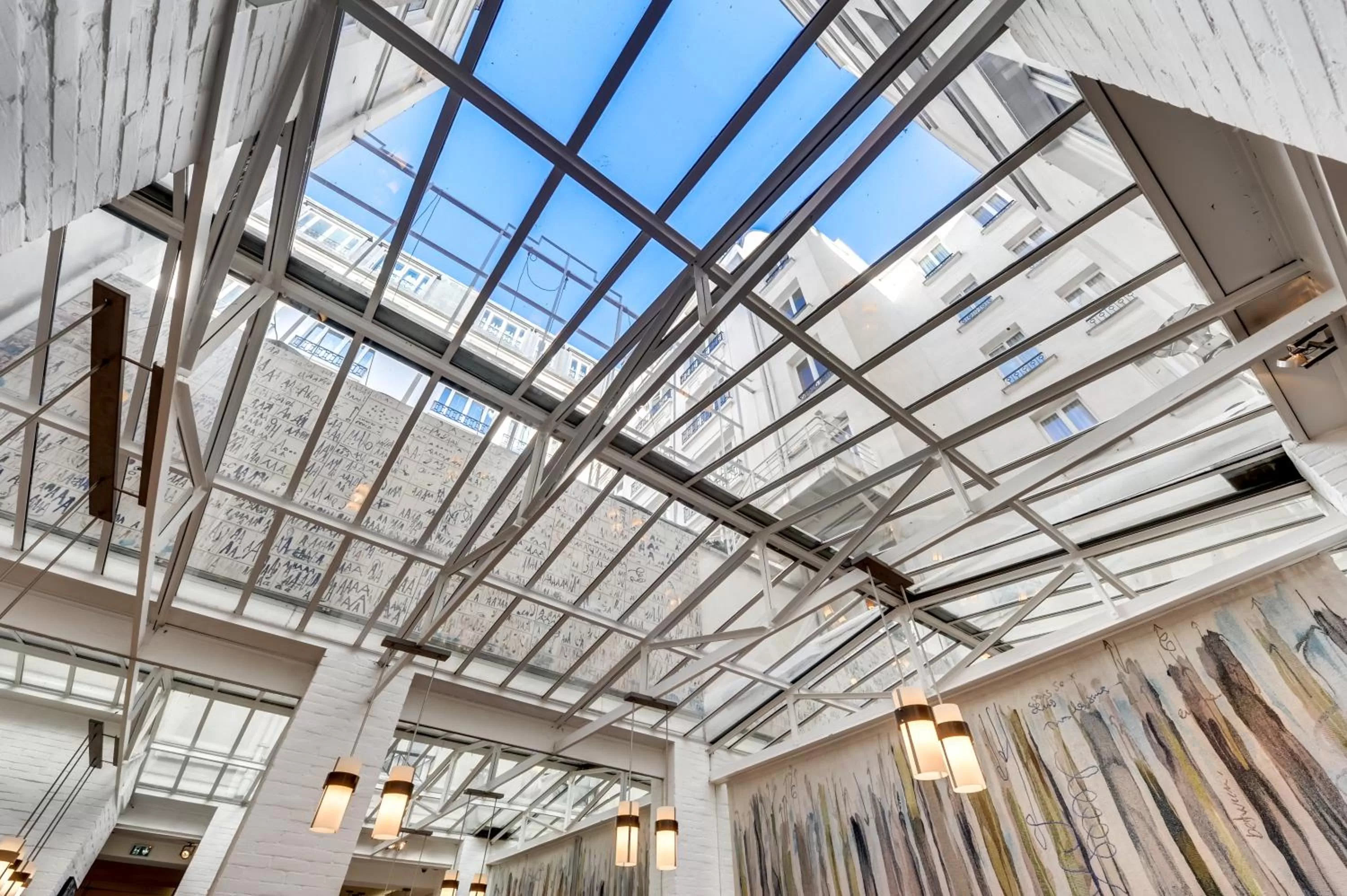 Restaurant/places to eat in Le A