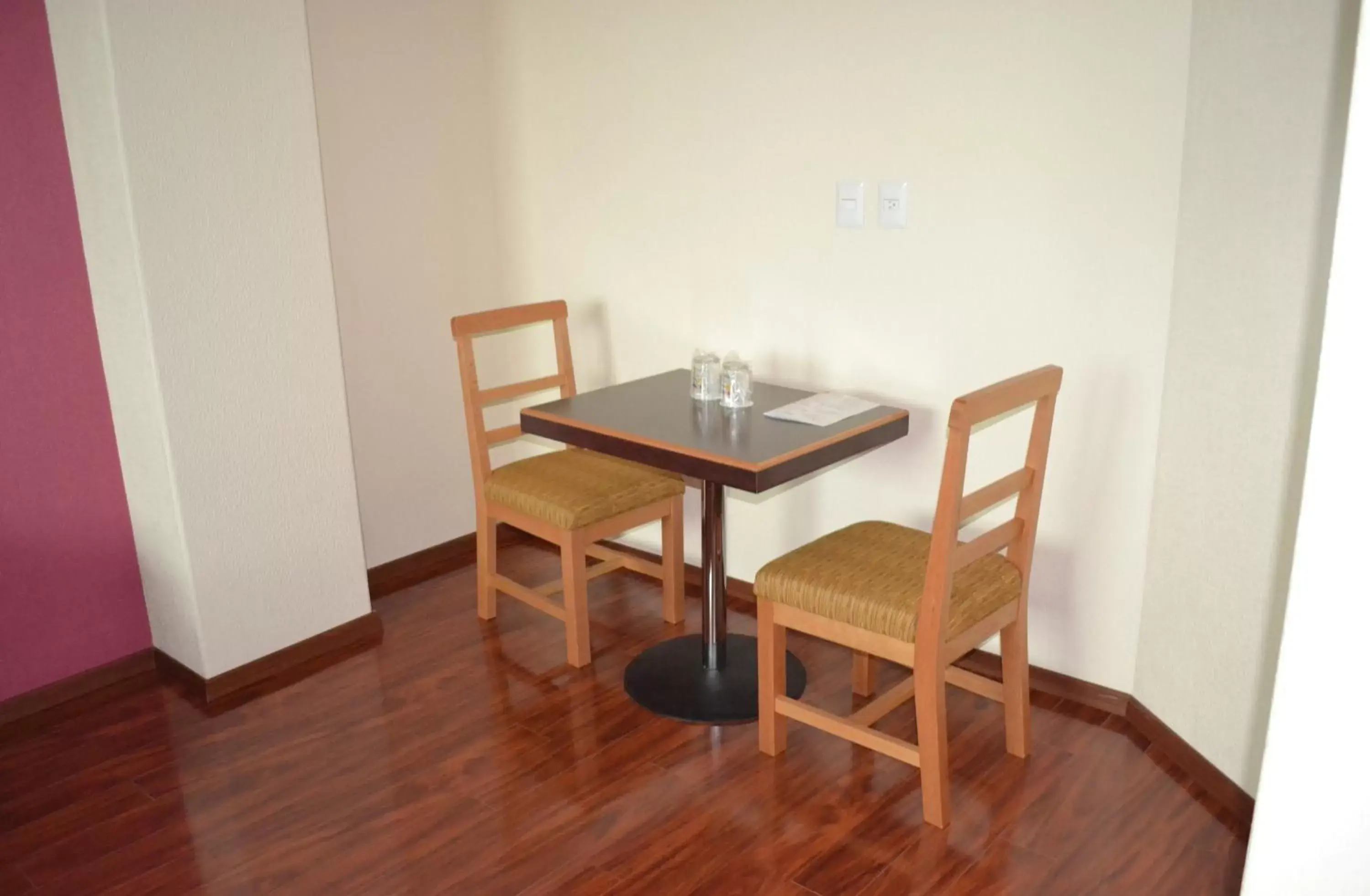 Bedroom, Dining Area in Hotel & Villas Panamá