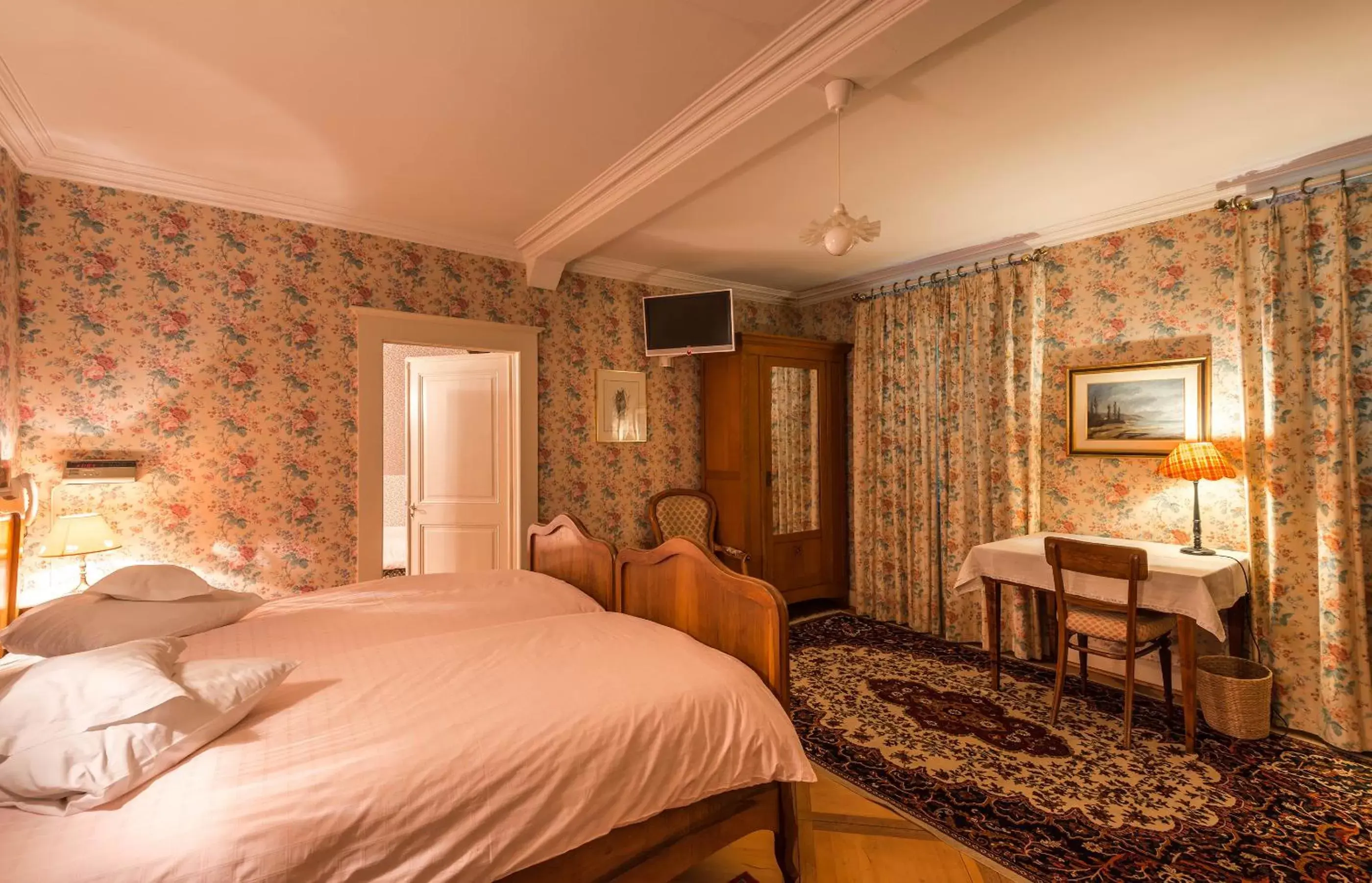 Photo of the whole room, Bed in Swiss Historic Hotel Masson