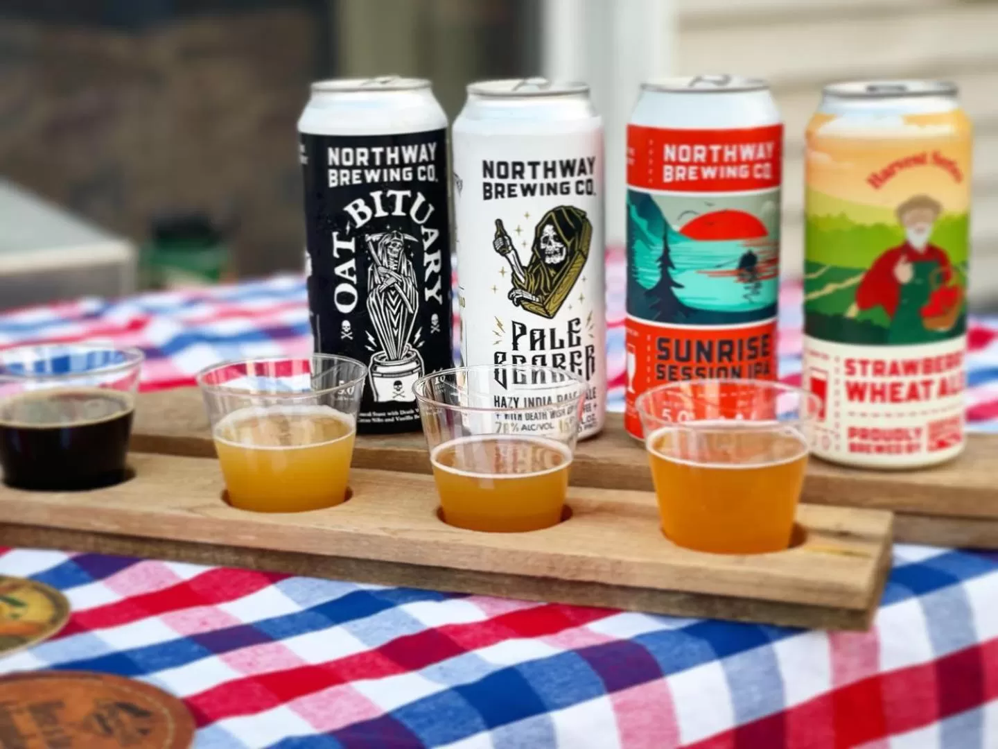 Food and drinks in Super 8 by Wyndham Lake George/Downtown