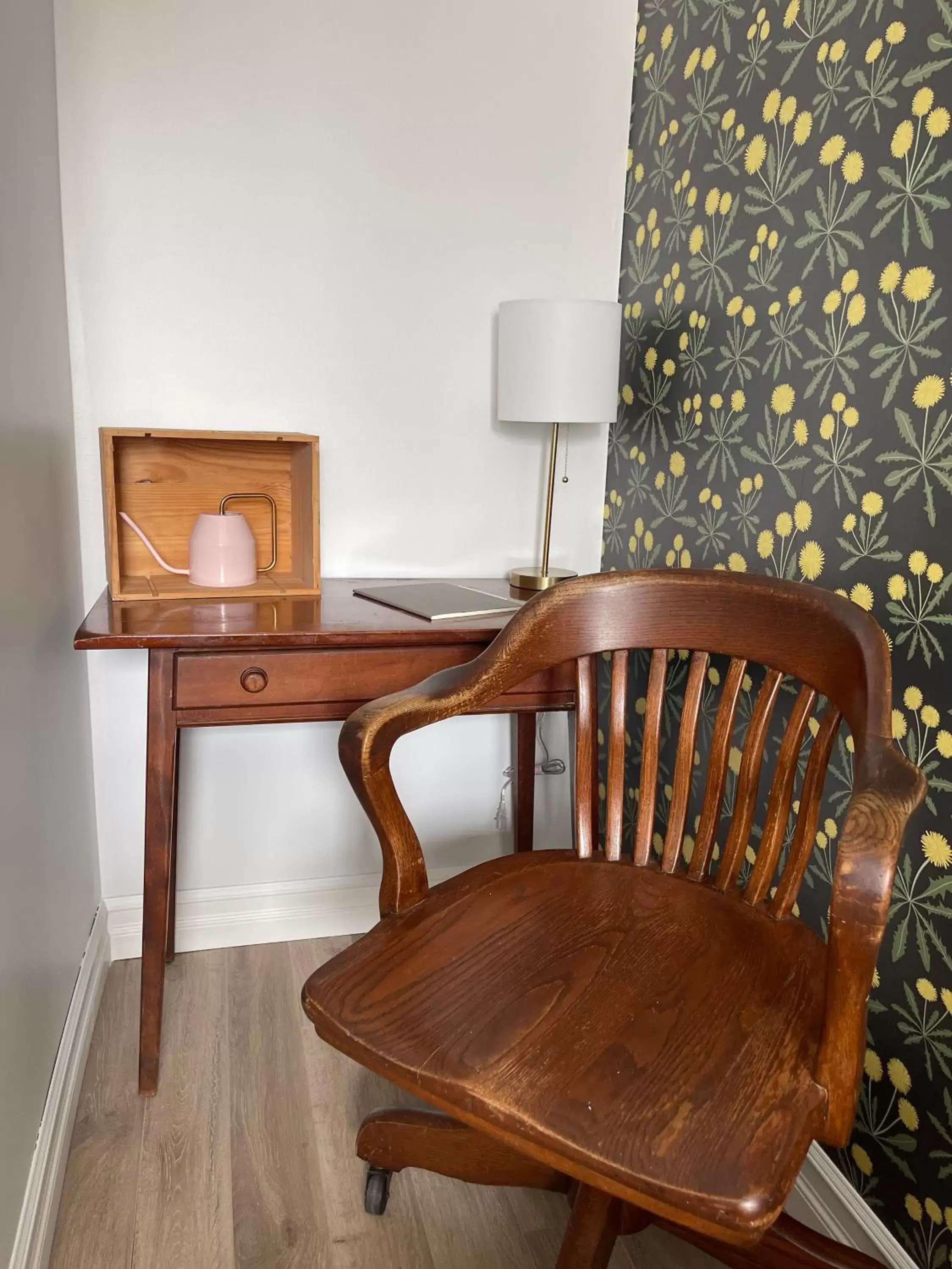 Seating area, Dining Area in The Archie & Isidore Hotel