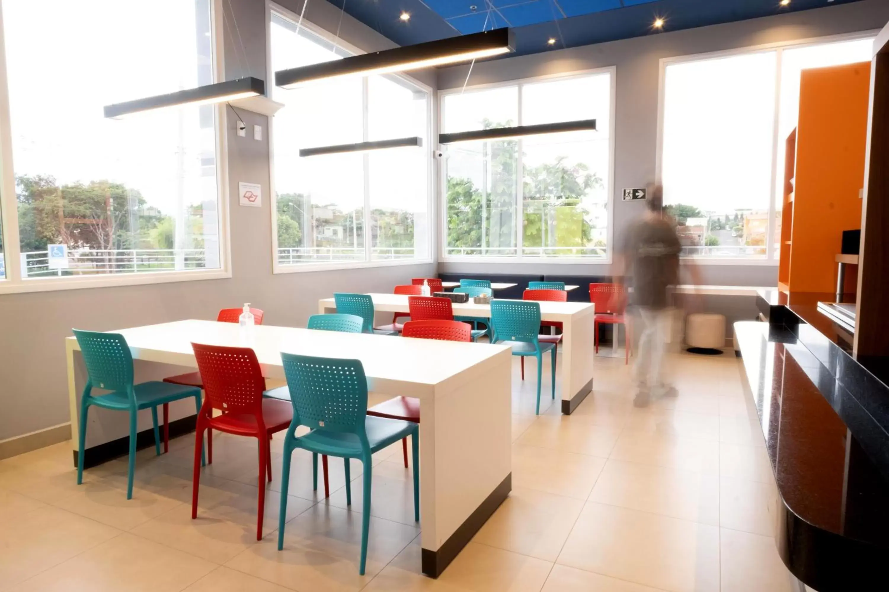 Breakfast, Restaurant/Places to Eat in ibis budget Leme SP