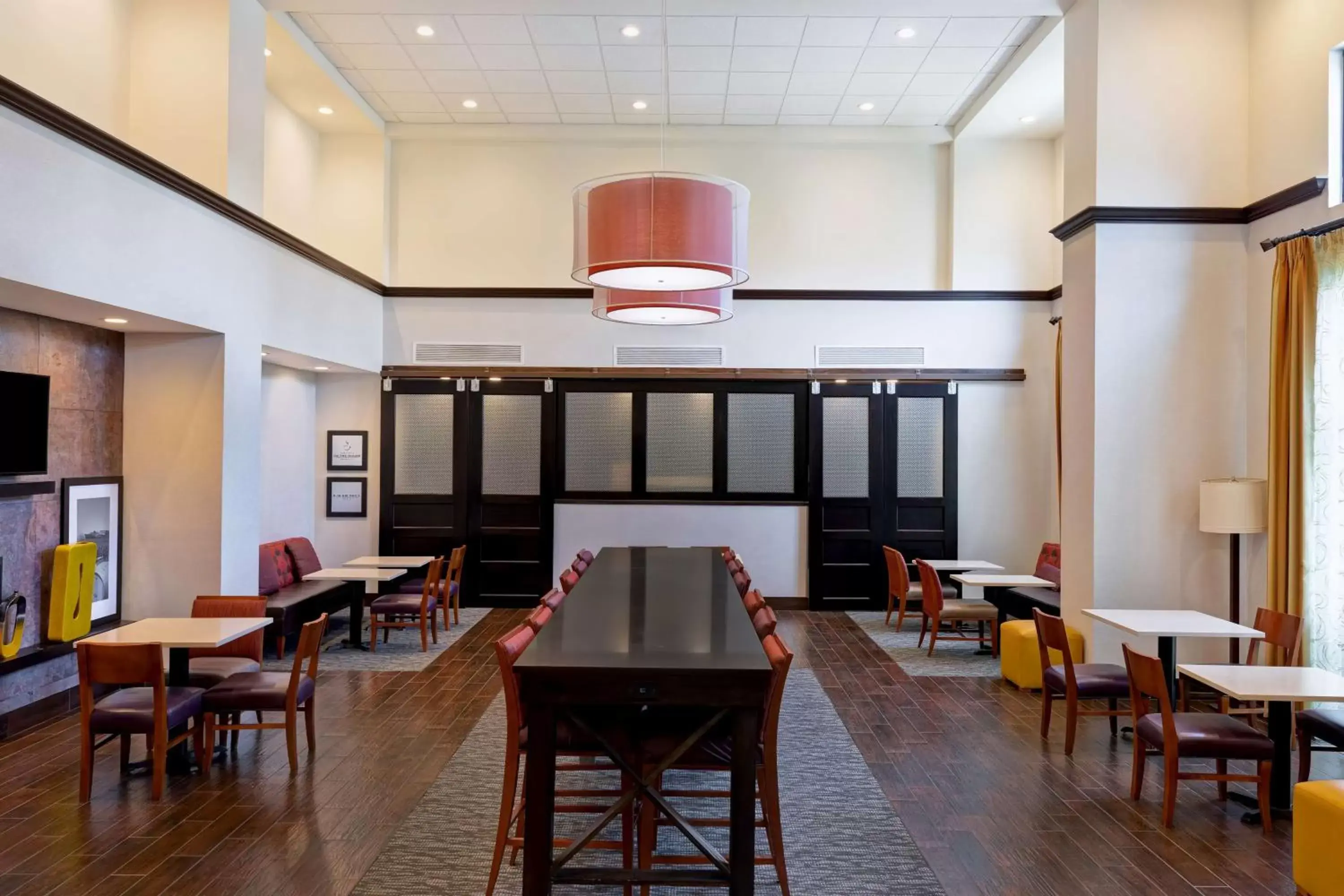 Lobby or reception, Restaurant/Places to Eat in Hampton Inn & Suites Rohnert Park - Sonoma County