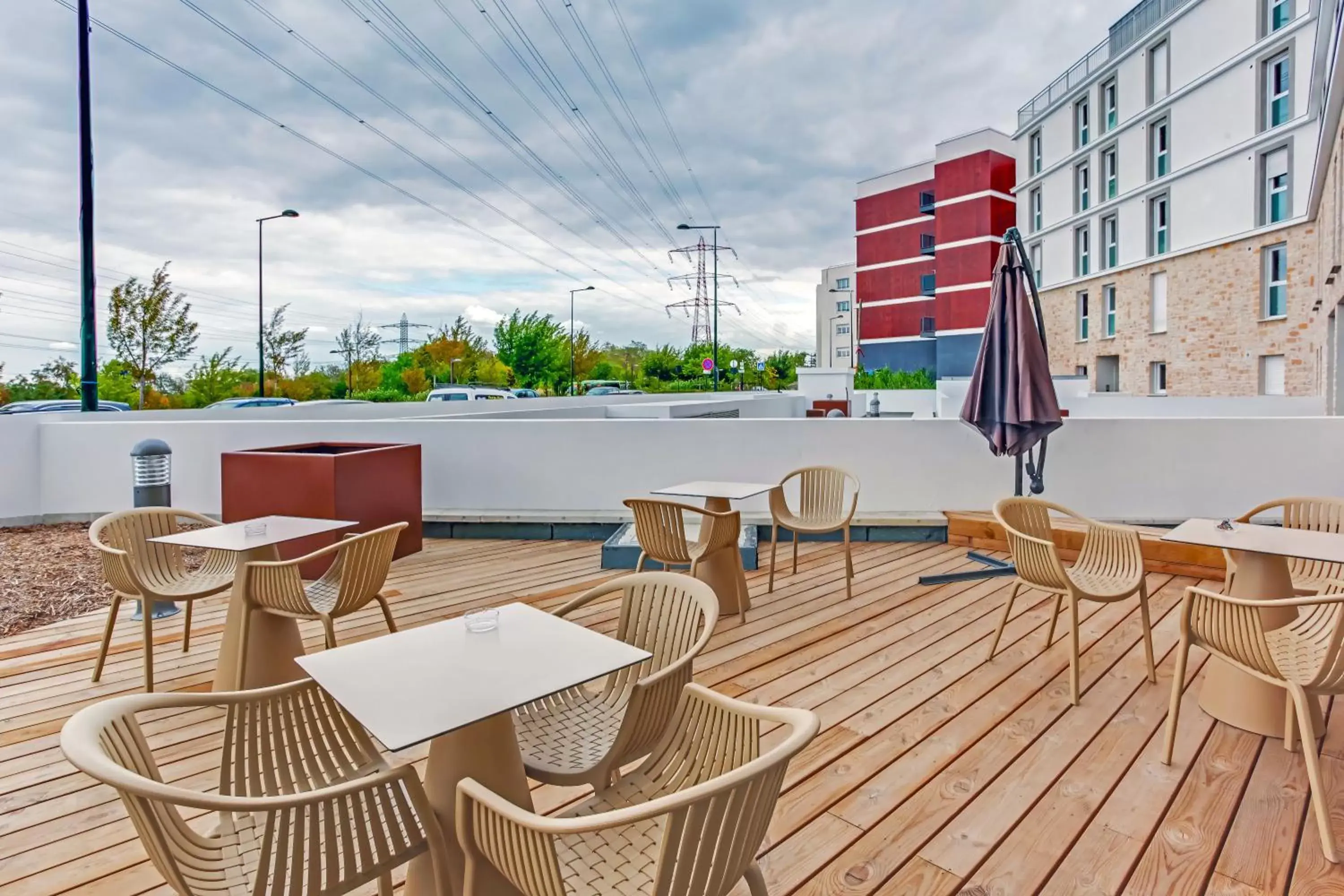 Balcony/Terrace in All Suites Appart Hôtel Massy Palaiseau