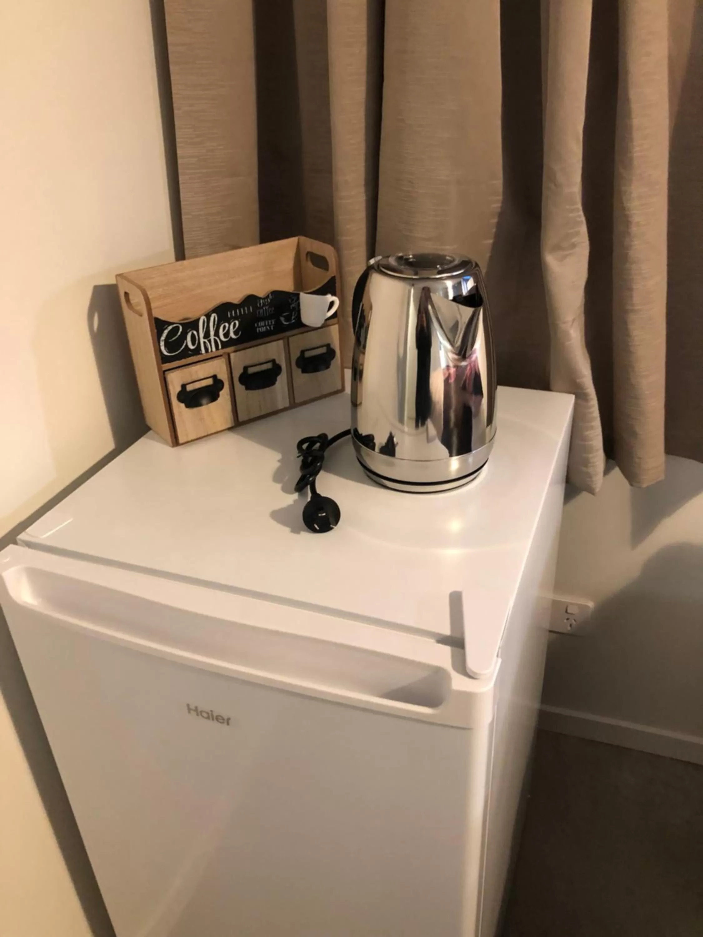 Coffee/tea facilities in Almost Heaven BNB