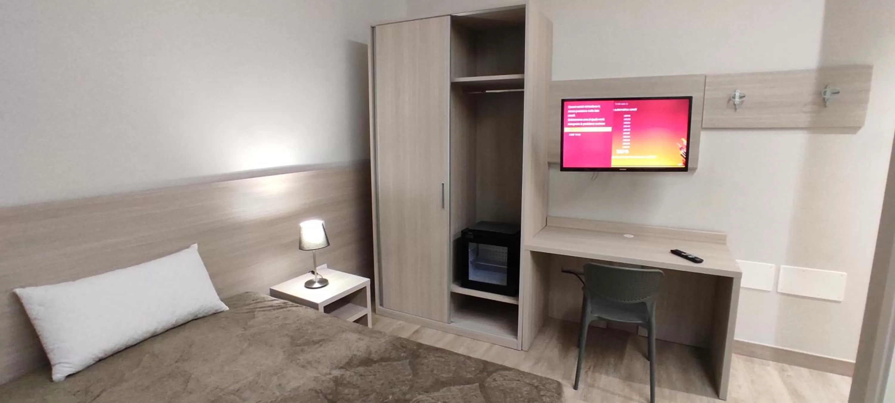 Photo of the whole room, Bed in ALBA RESIDENCE