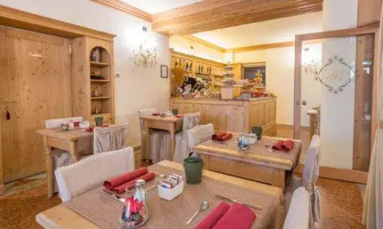 Restaurant/Places to Eat in Hotel Belvedere Dolomiti