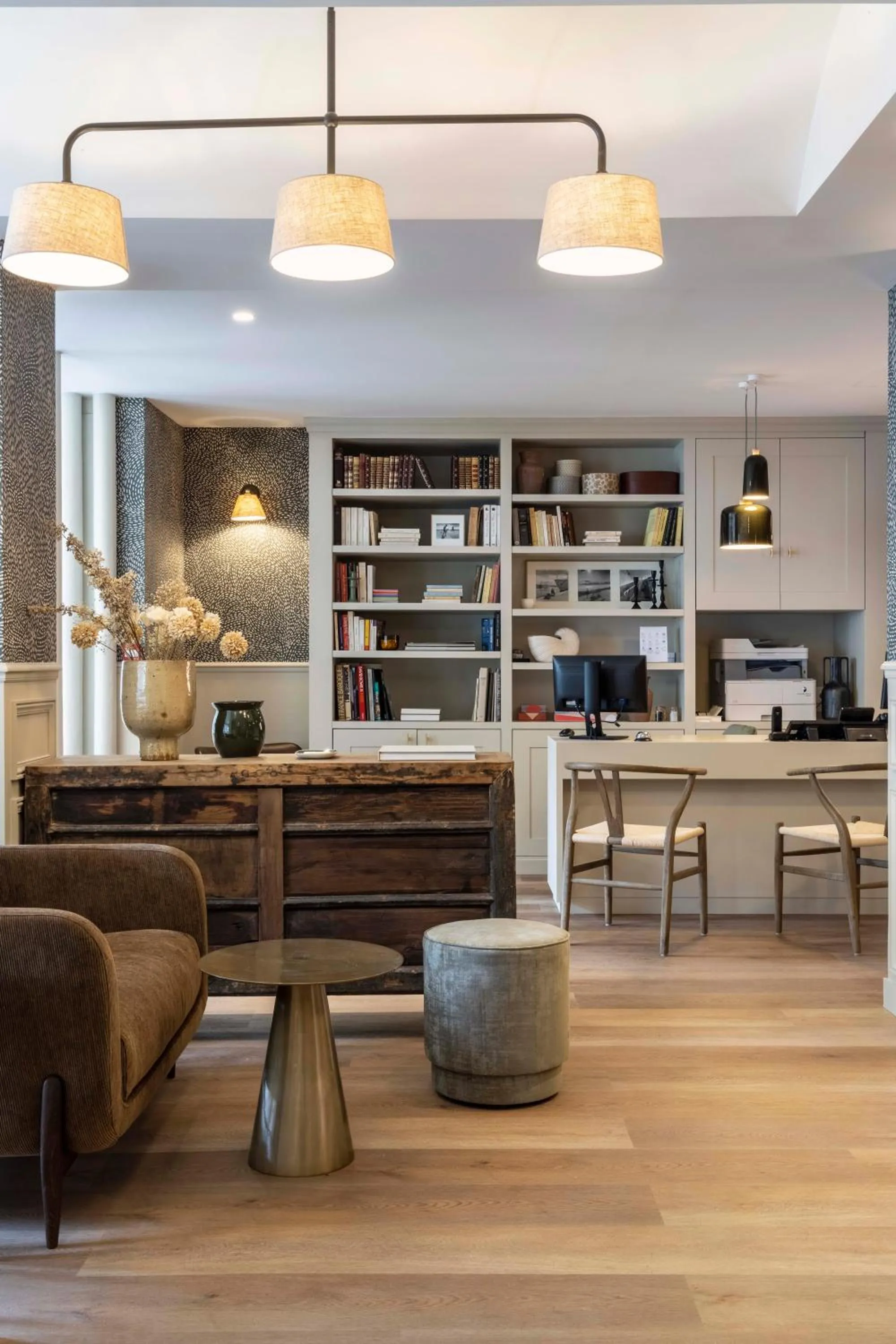 Lobby or reception in Le Petit Beaumarchais Hotel & Spa