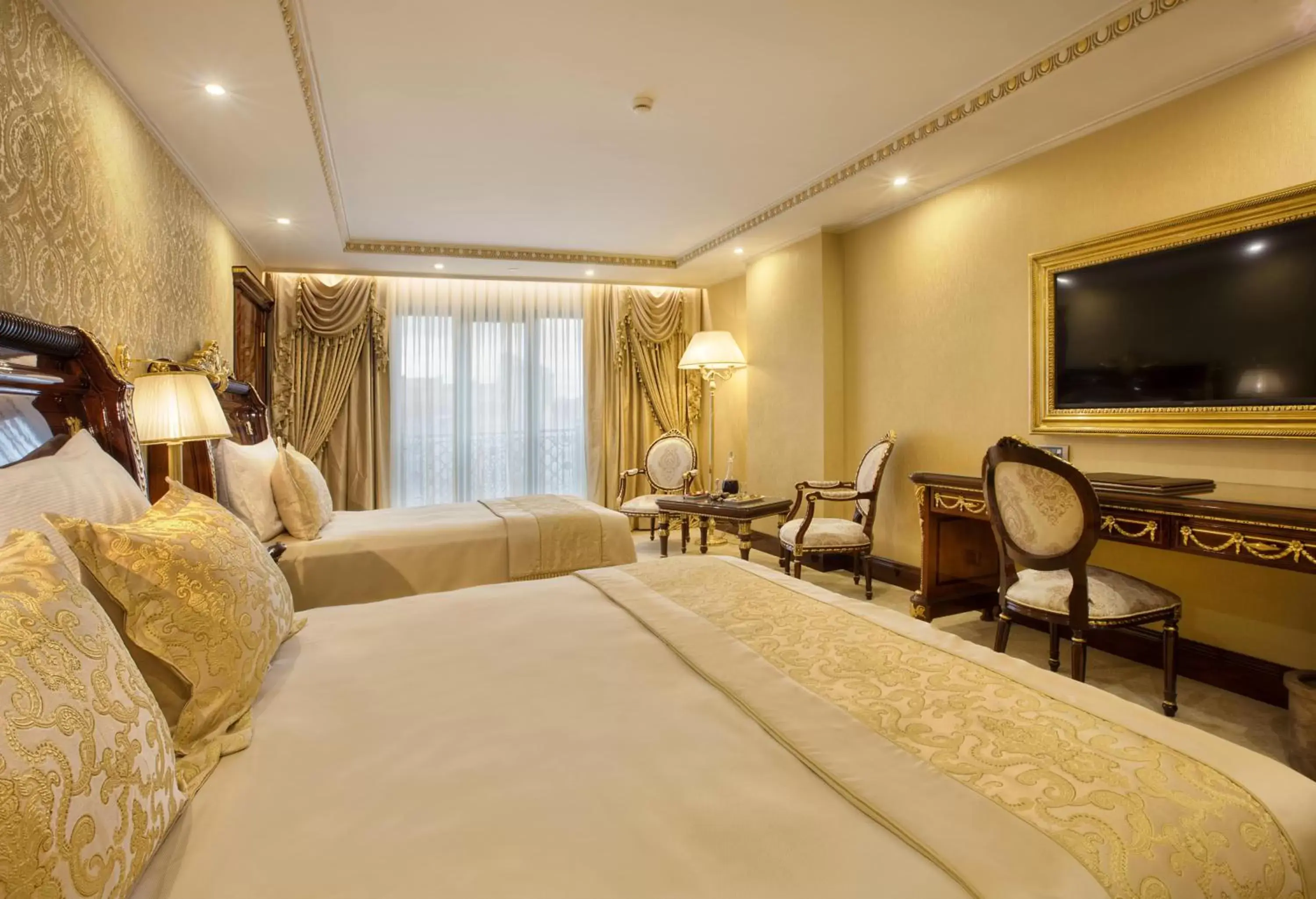 Bedroom in Ottoman's Life Hotel Deluxe