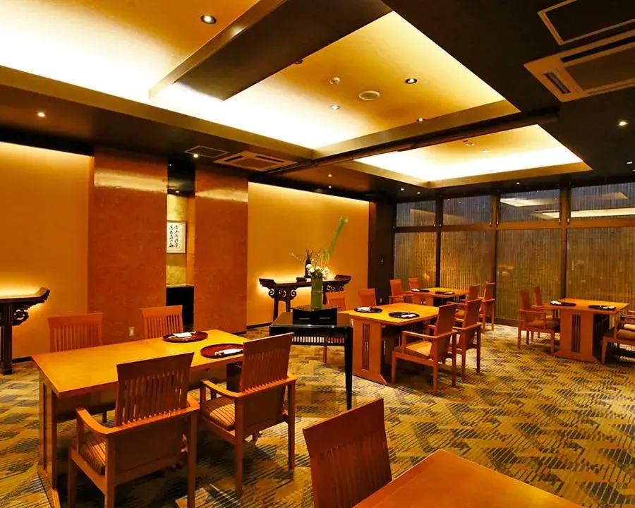 Restaurant/Places to Eat in Hotel Sunroute Nara
