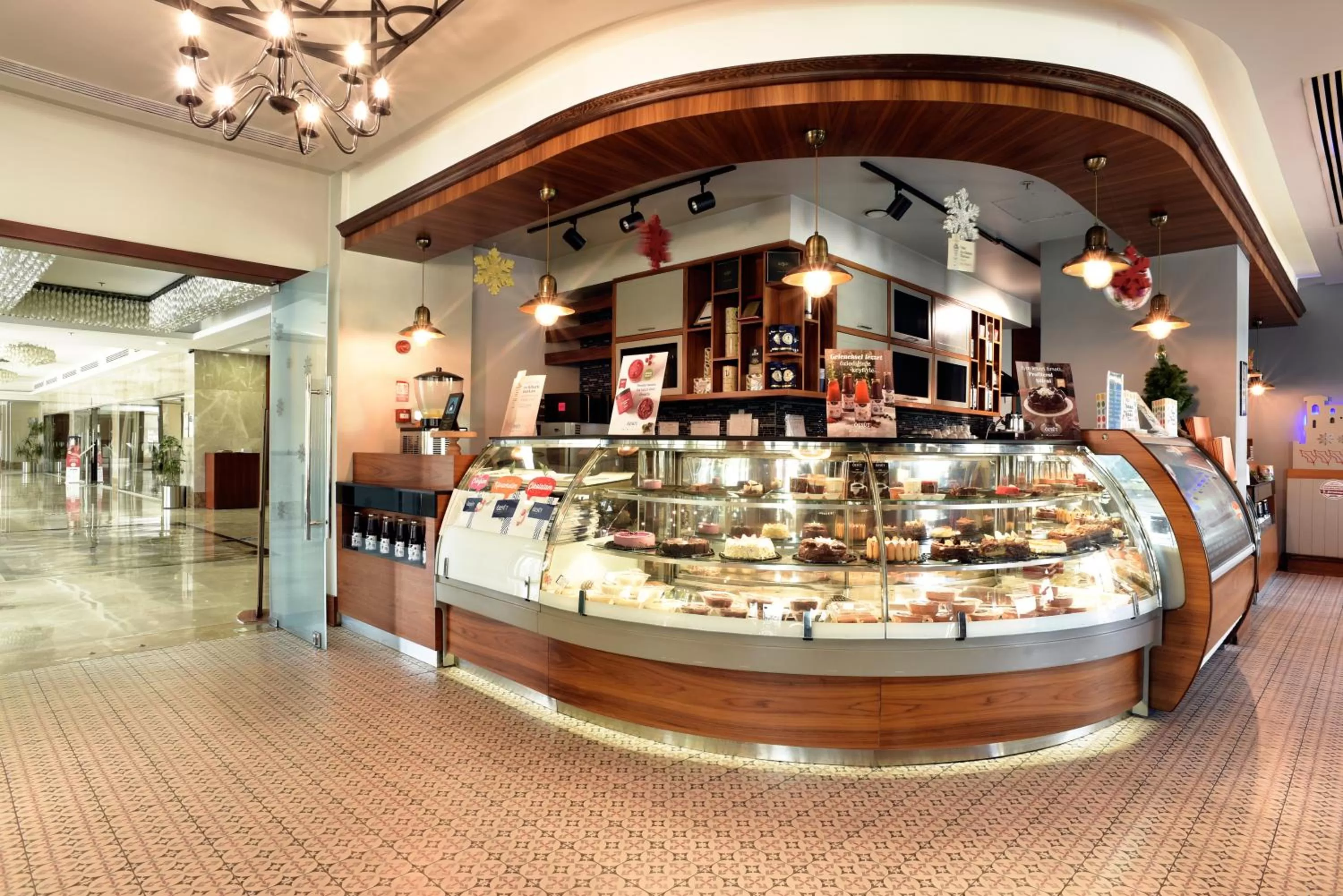 Food and drinks in Ramada Plaza Altin Kayisi Hotel