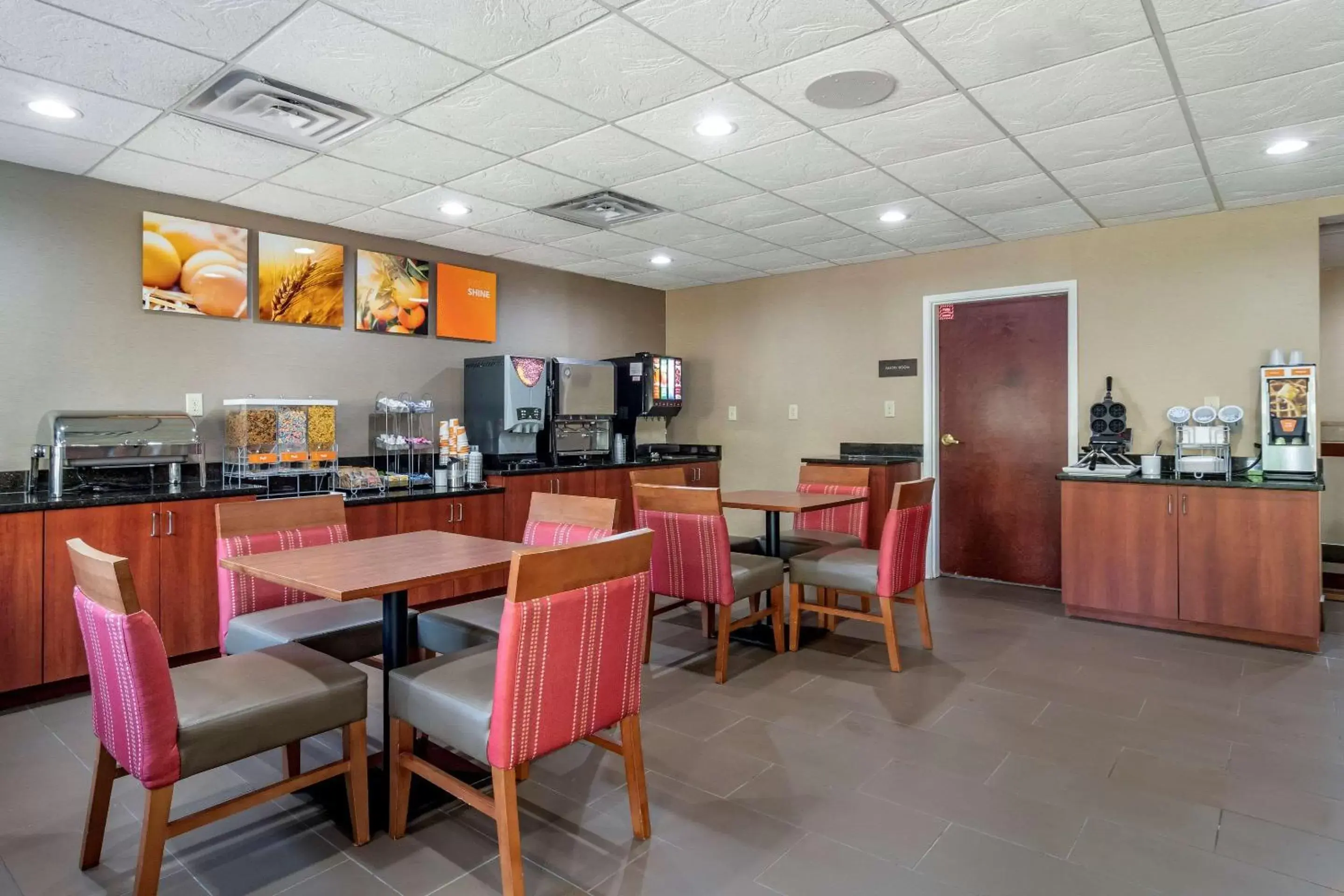 Restaurant/places to eat in Comfort Suites Woodstock - Atlanta North Restaurant/places to eat in Comfort Suites Woodstock - Atlanta North