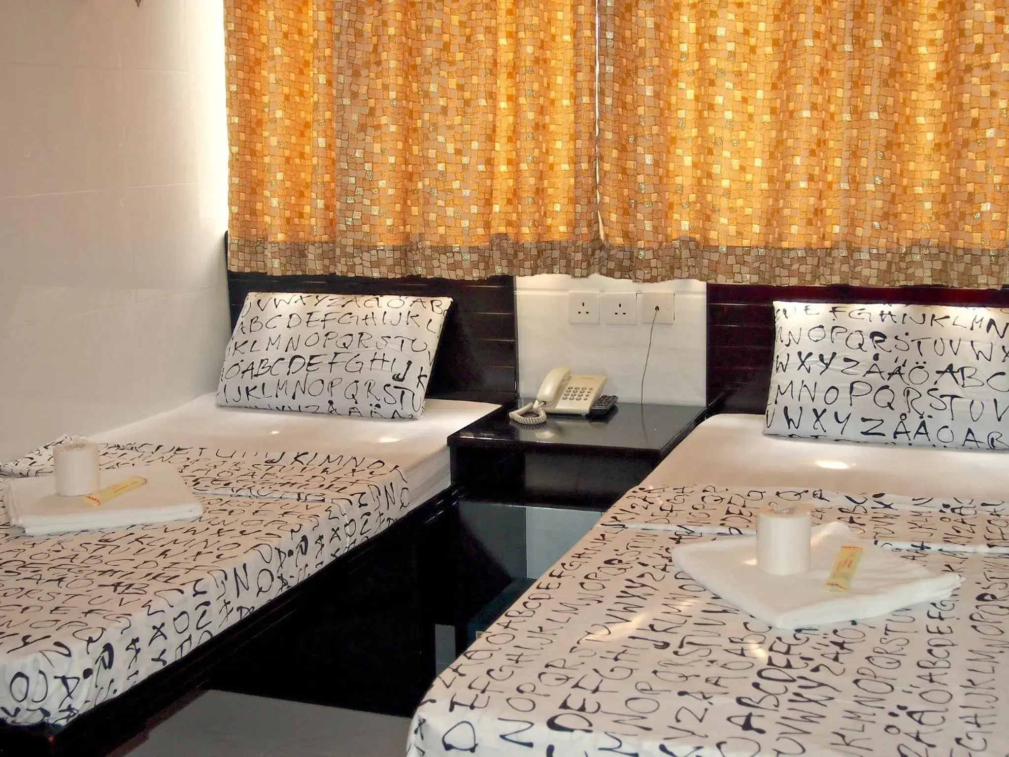 Twin Room in Ashoka Hostel