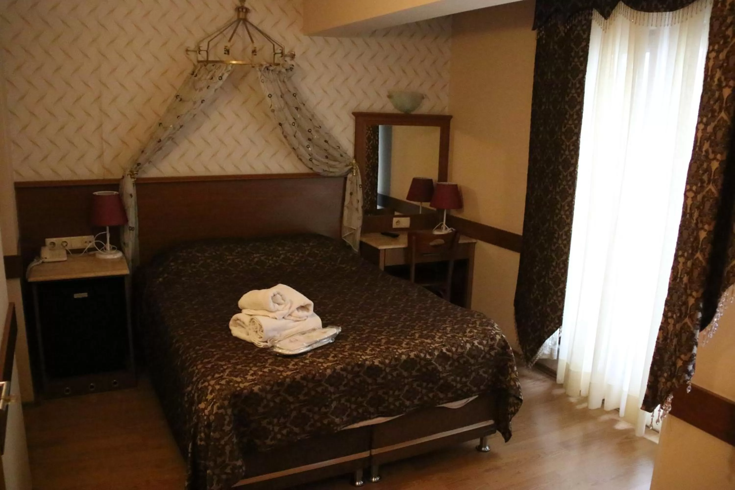 Bed in Grand Peninsula Hotel