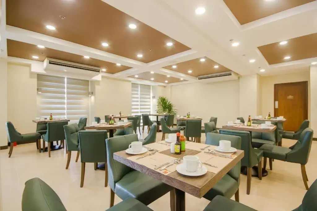Restaurant/Places to Eat in Microtel Inn & Suites by Wyndham San Fernando