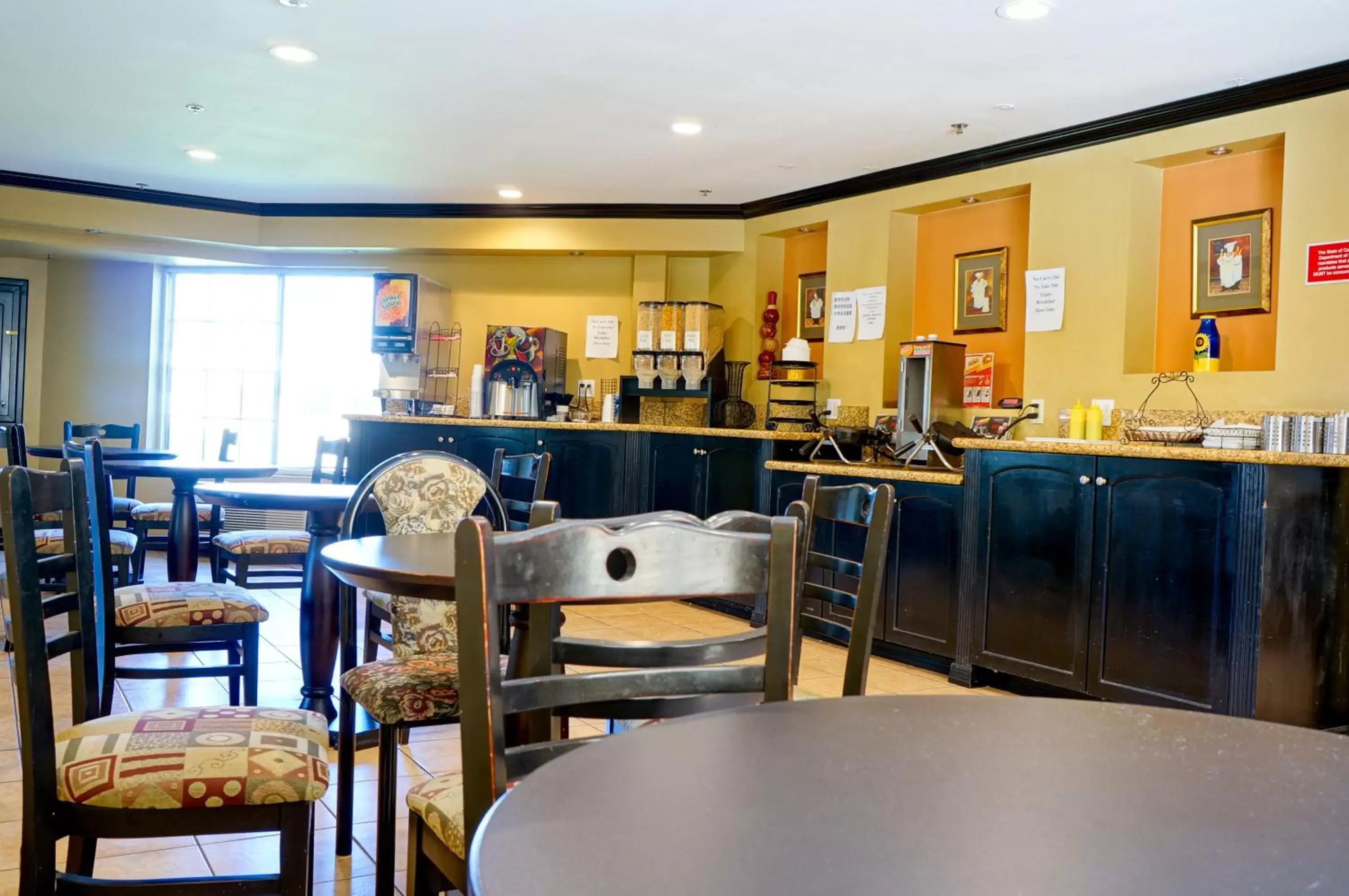 Continental breakfast, Restaurant/Places to Eat in Ramada by Wyndham Ontario