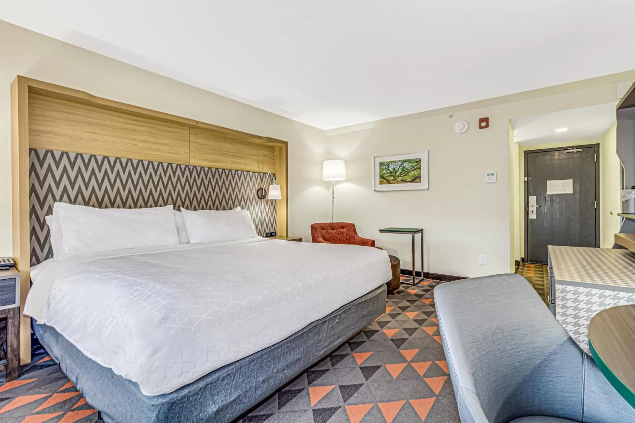 Photo of the whole room, Bed in Holiday Inn Spartanburg Northwest