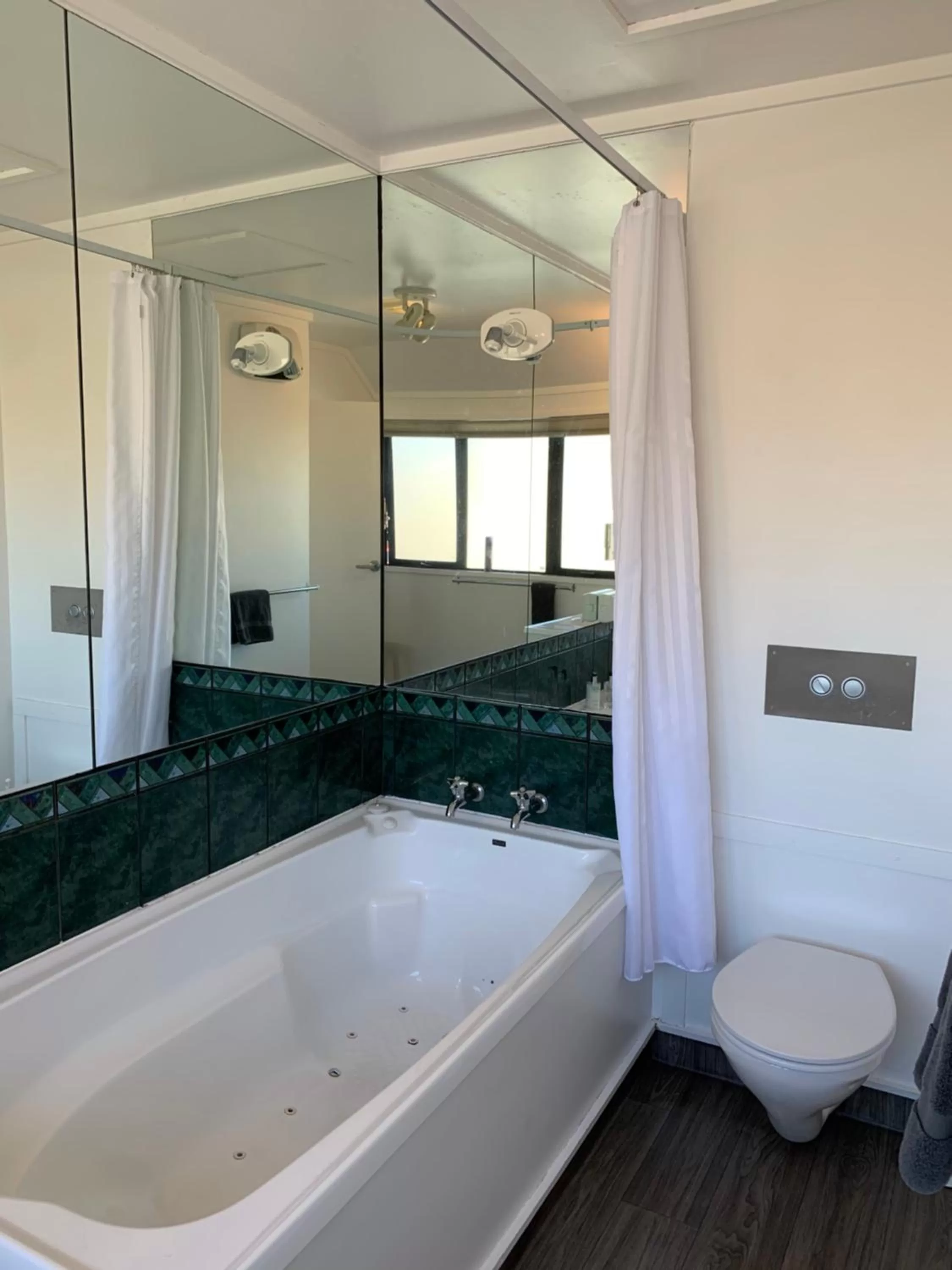 755 Regal Court Motel