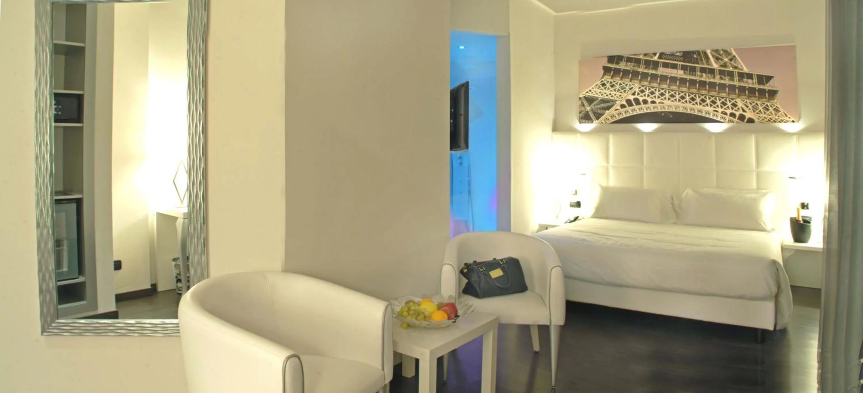 Bathroom, Bed in Amatì Design Green Hotel