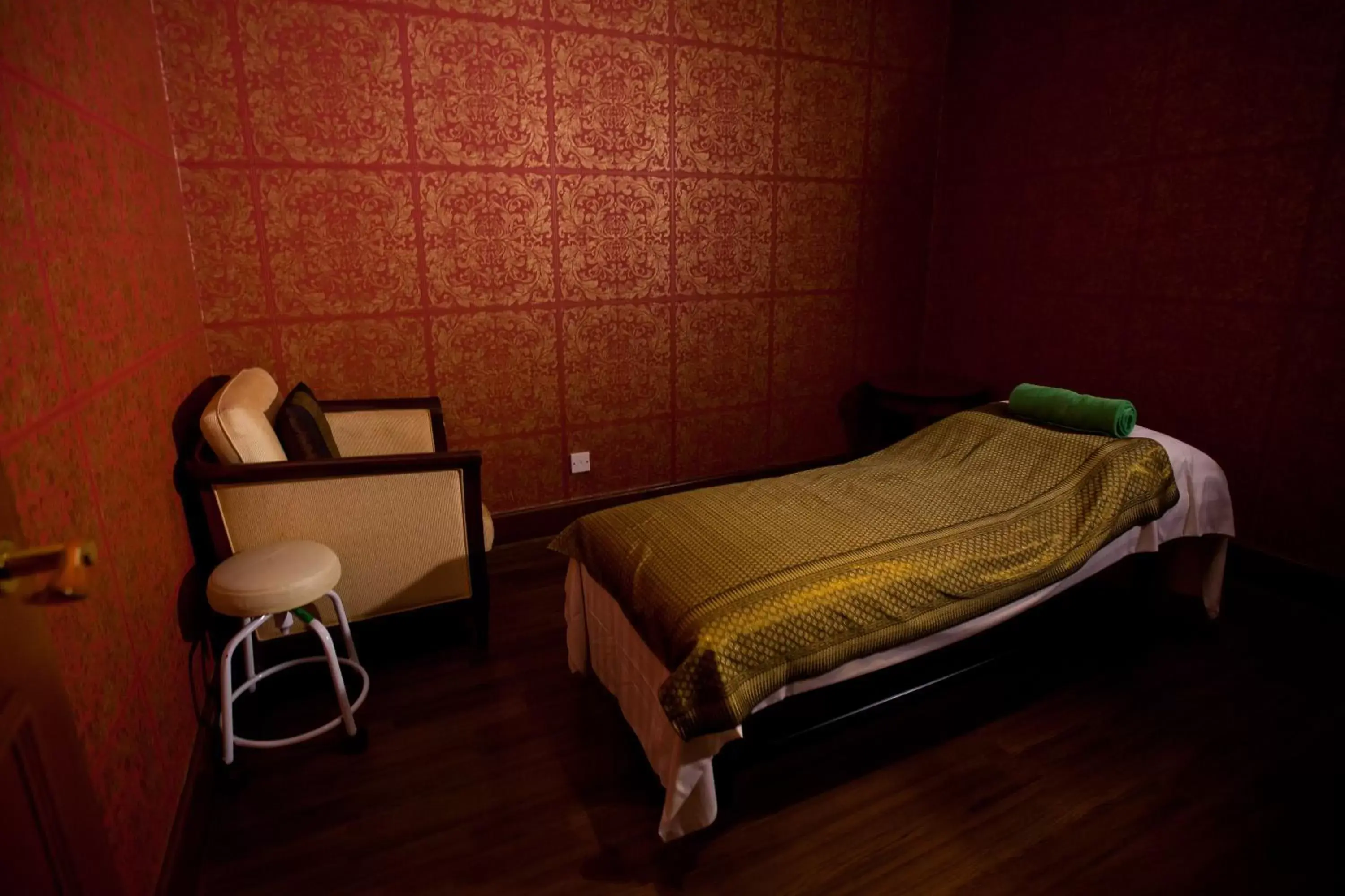 Massage, Bed in Evergreen Laurel Hotel Penang