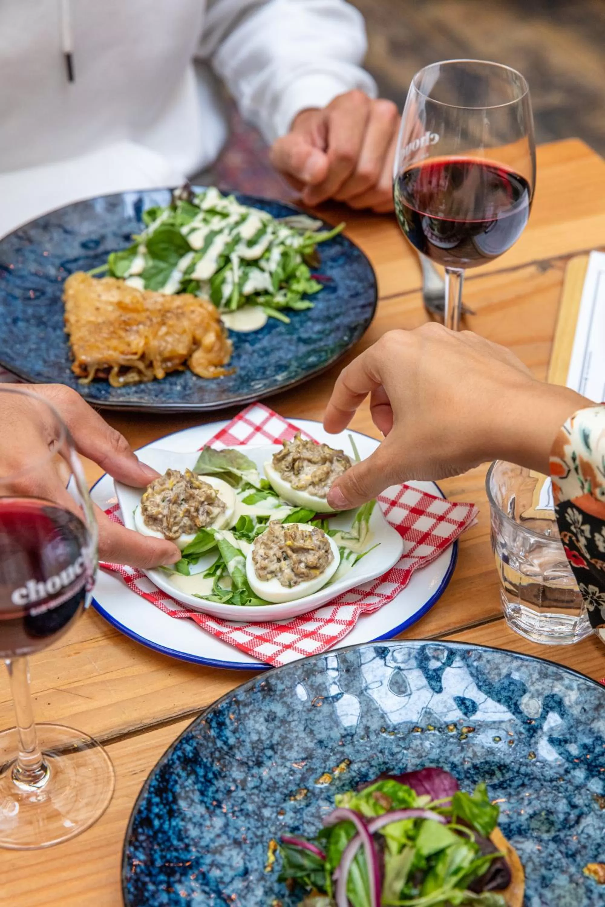 Restaurant/places to eat in Chouchou Hotel