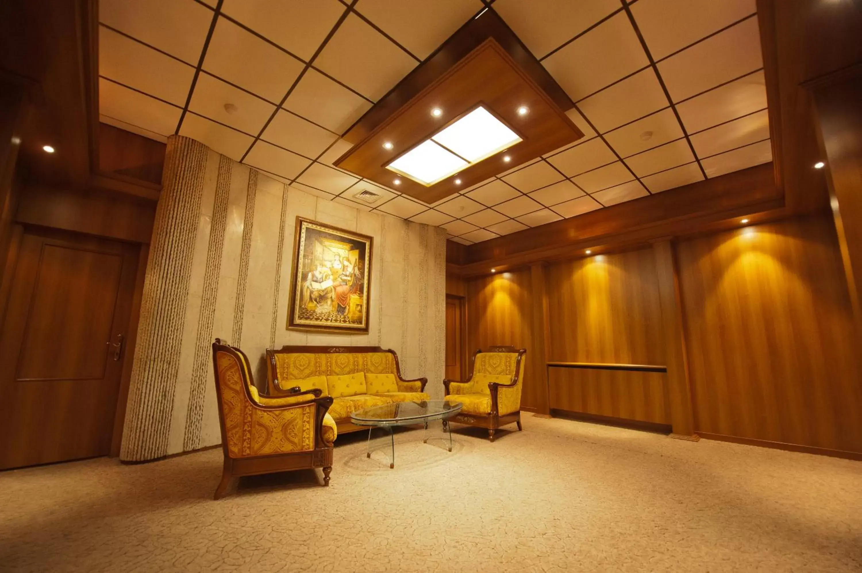 Lobby or reception, Seating Area in Jolly Alon Hotel