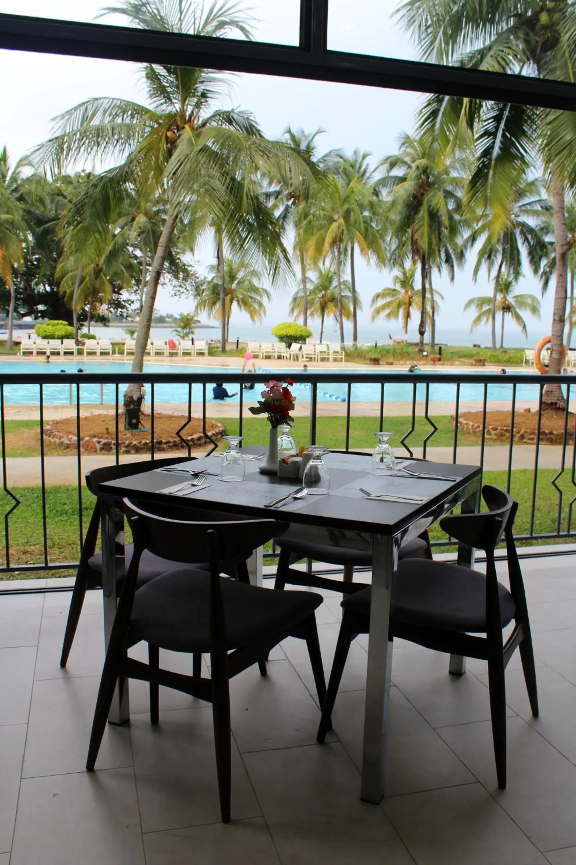 Restaurant/places to eat in The Grand Beach Resort