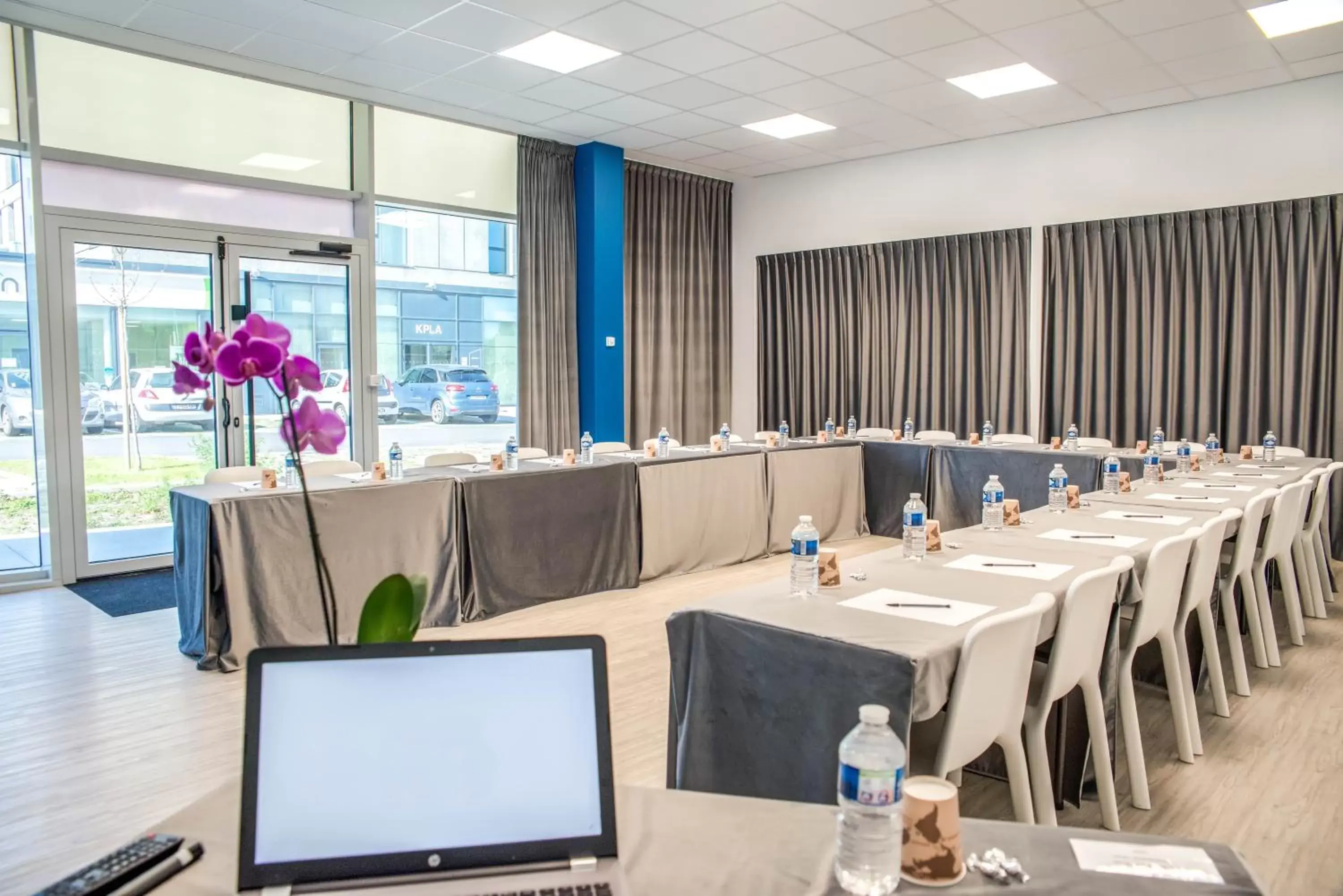 Meeting/conference room in B&B HOTEL Saint-Nazaire Pornichet