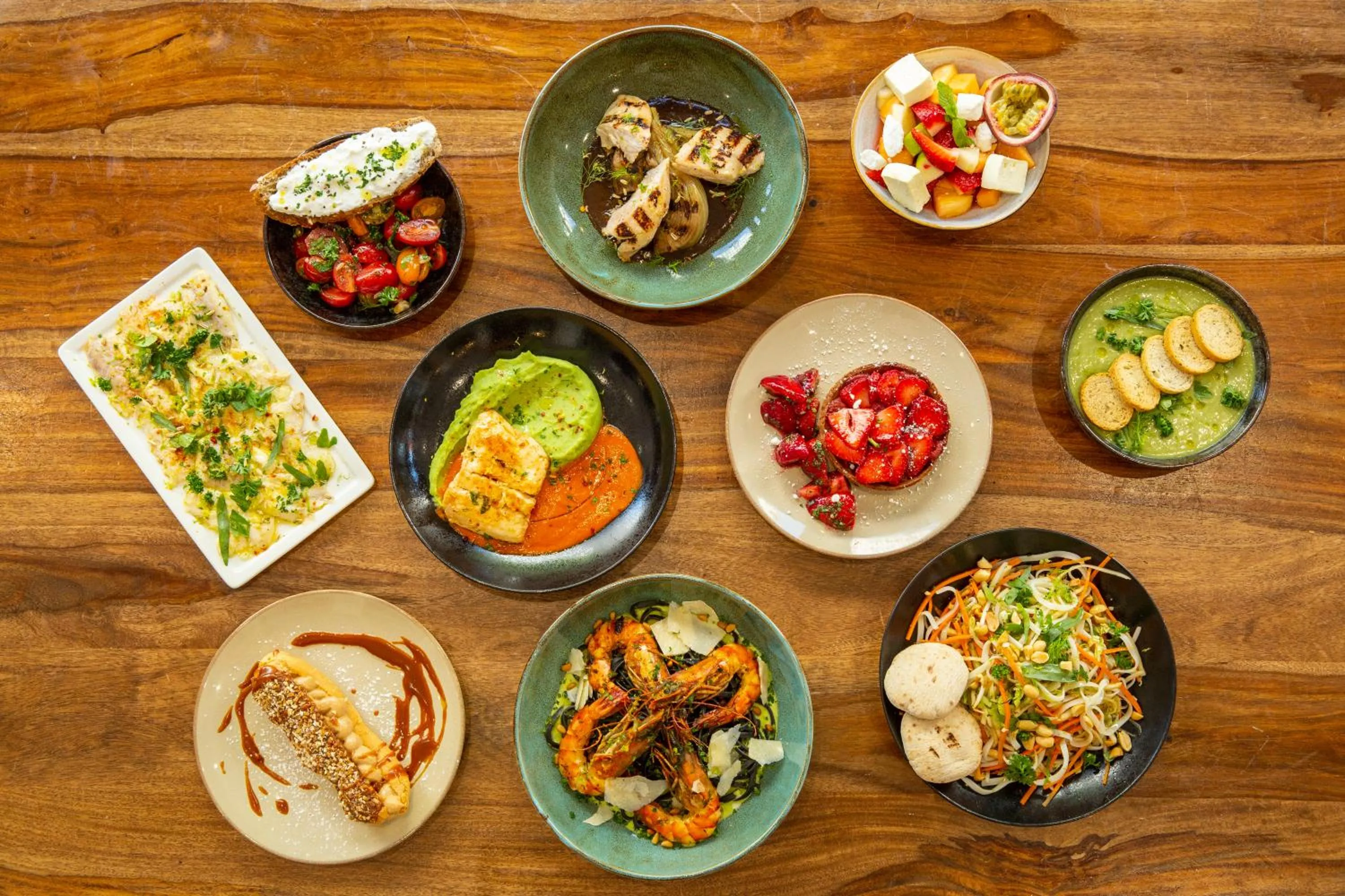 Restaurant/places to eat in Mercure Paris Porte d'Orleans