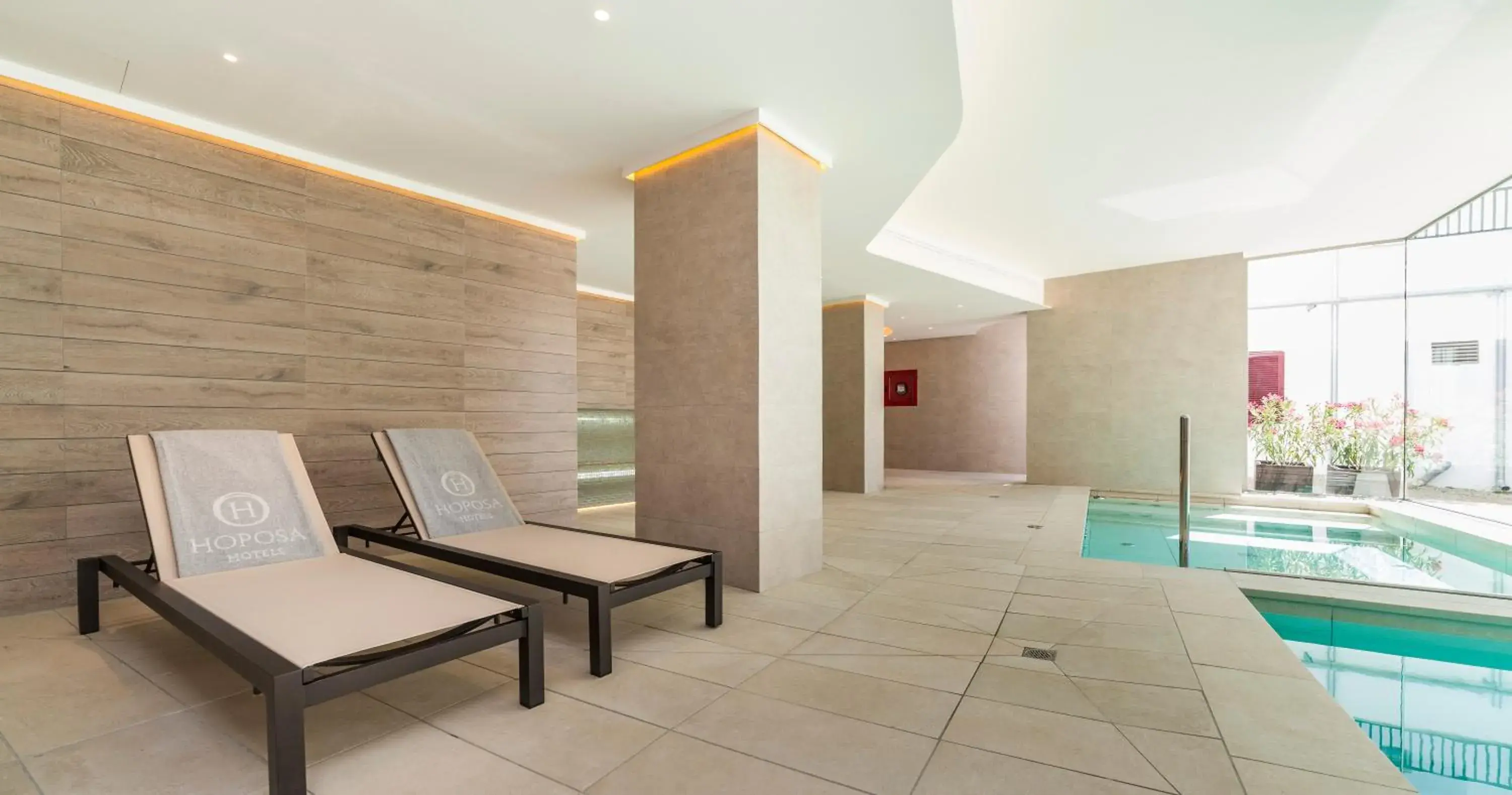 Spa and wellness centre/facilities, Swimming Pool in Hoposa Uyal 4 Sup