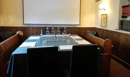 Meeting/conference room in The Bird In Hand Inn, Witney