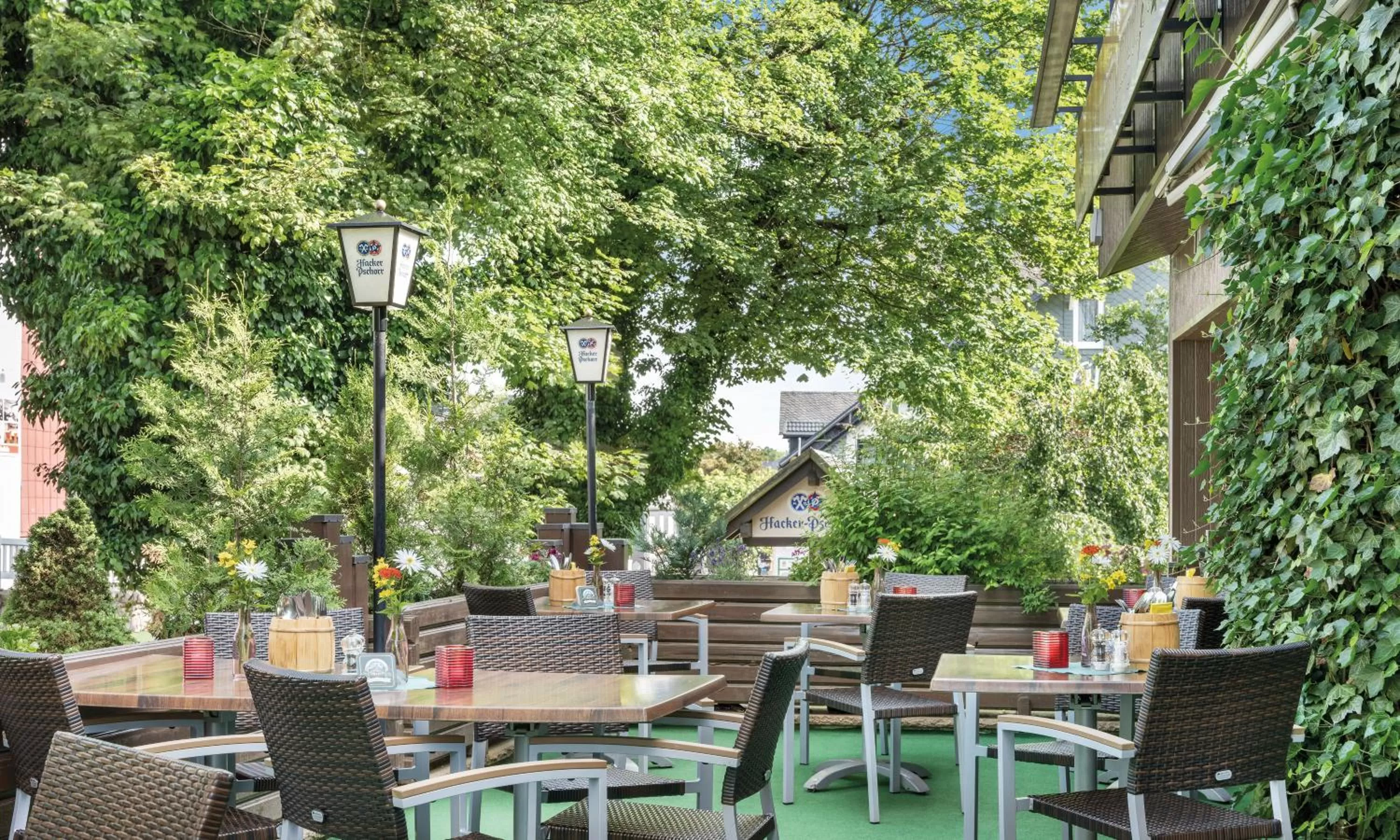 Restaurant/places to eat in Hotel Thüringenschanze