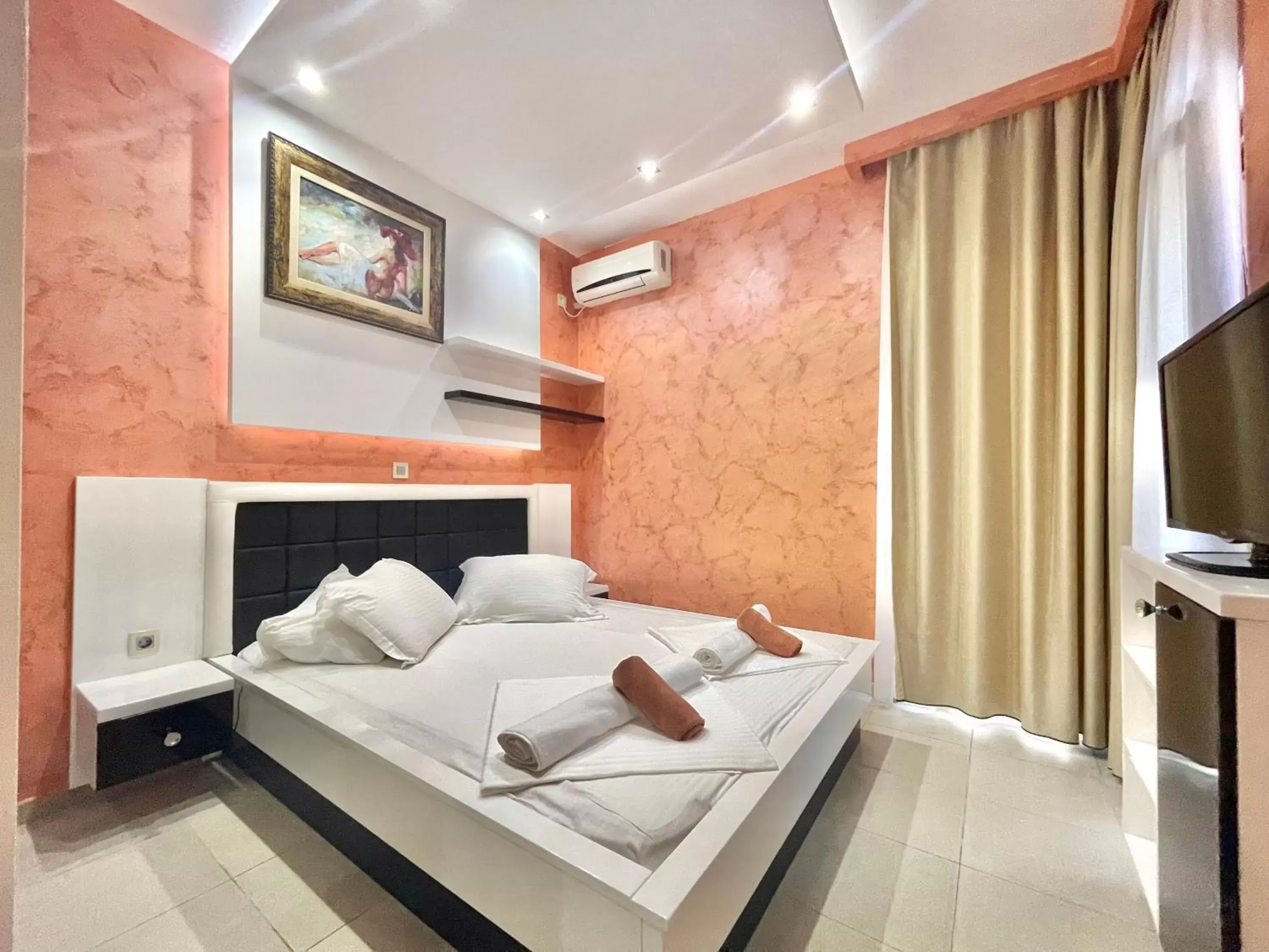 Bedroom, Bed in Hotel Butua Residence