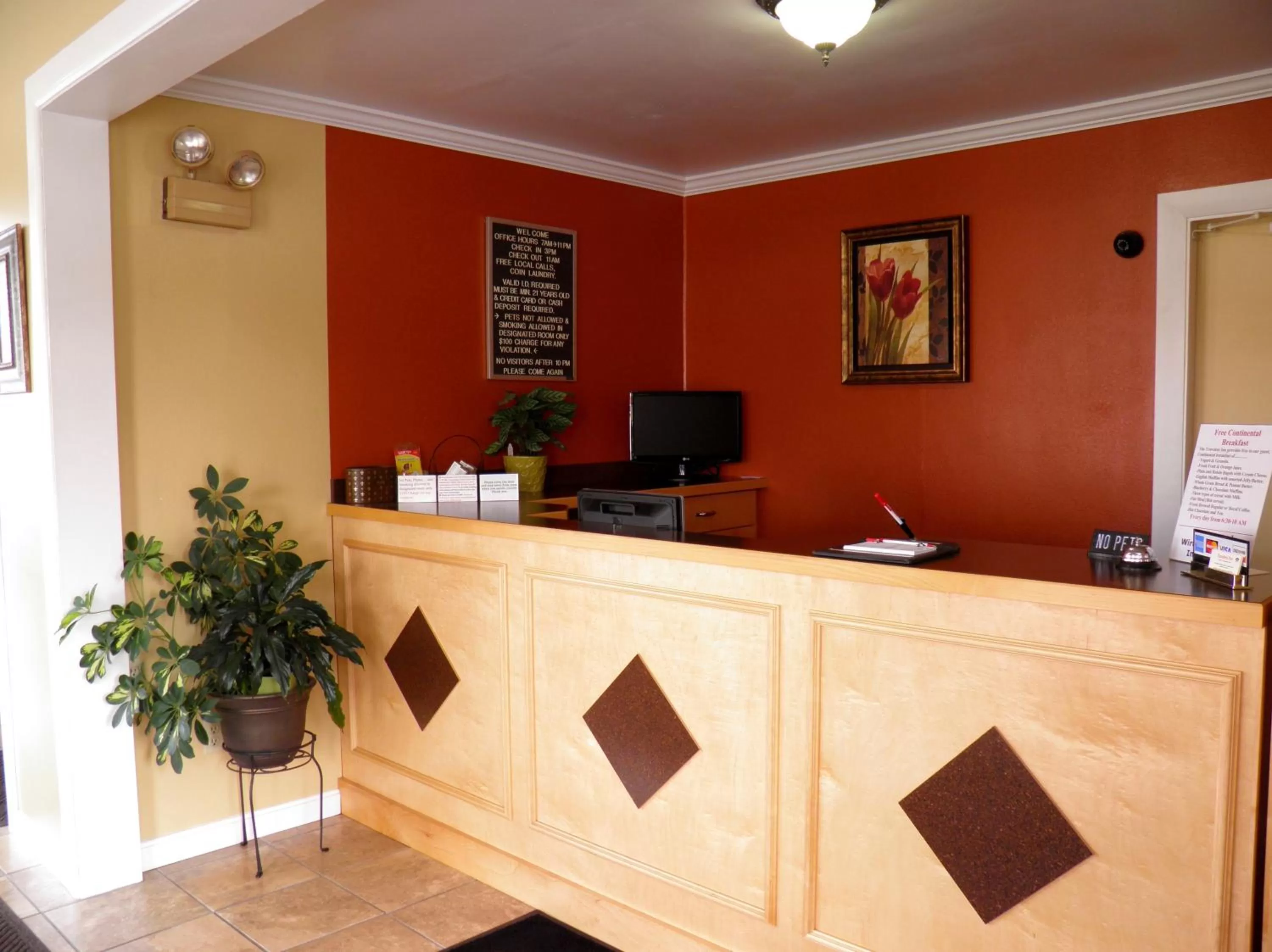 Lobby or reception in Travelers Inn