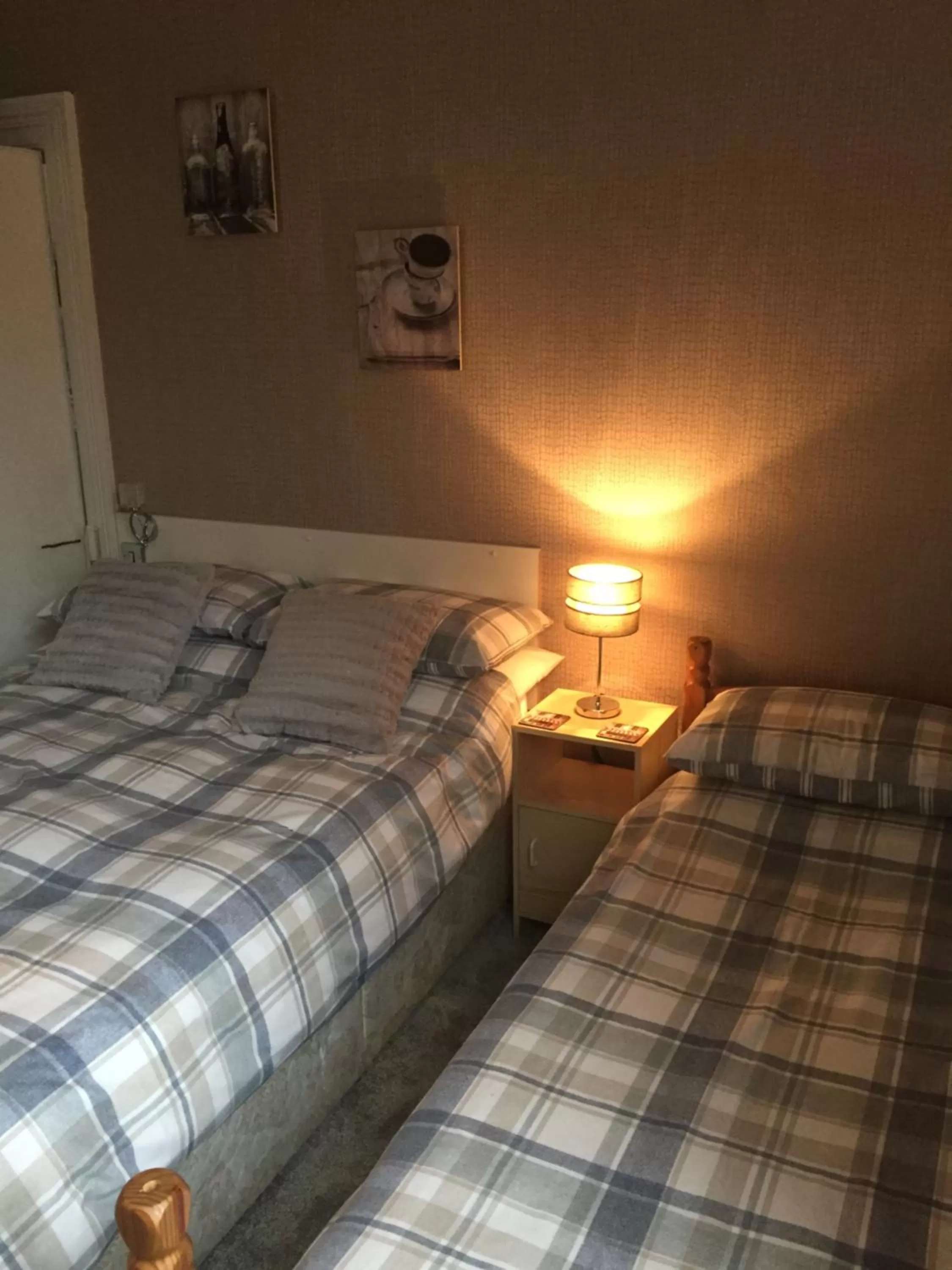 Bed in Inglewood Guest House