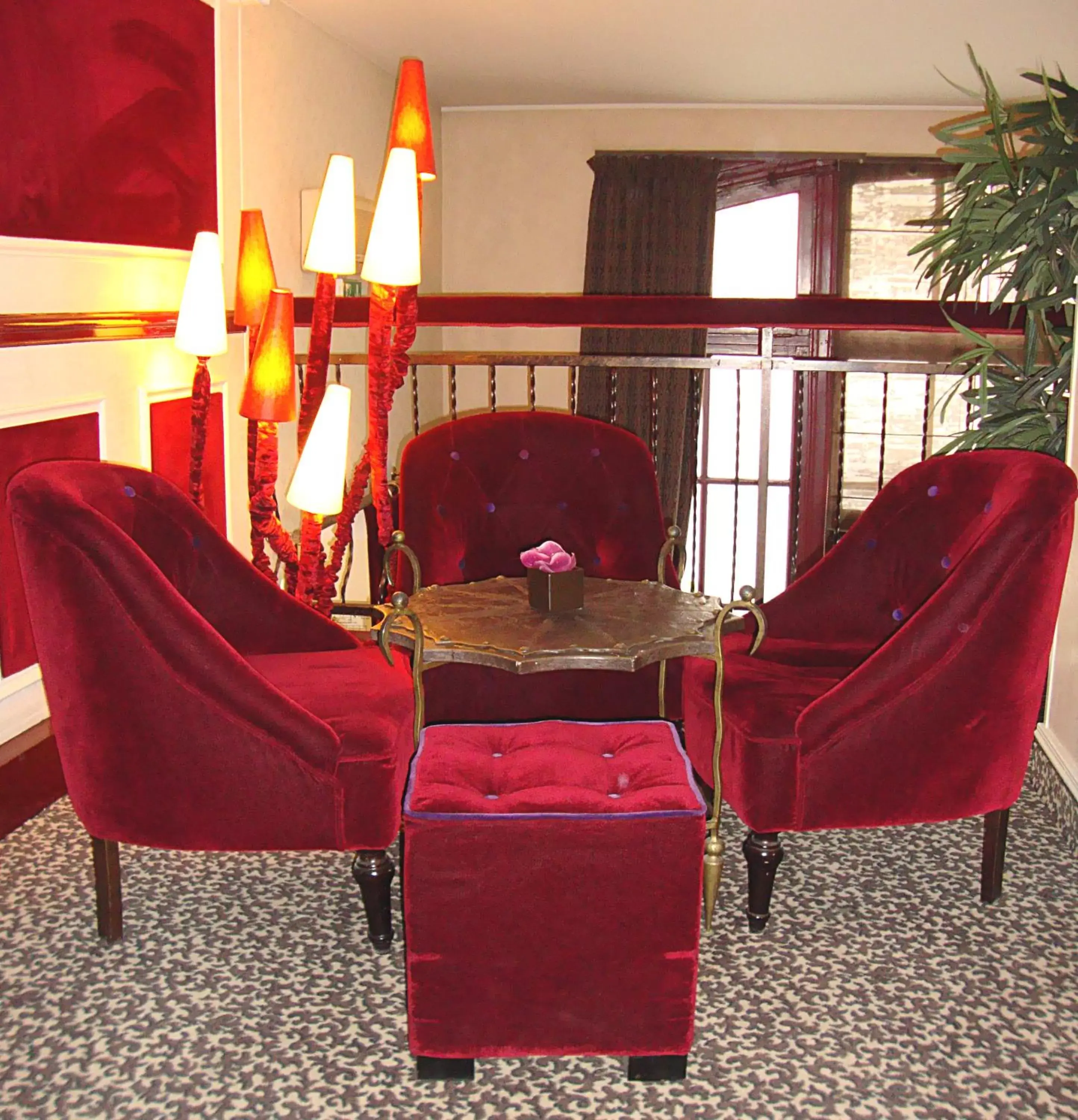 Lounge or bar, Seating Area in Hotel Pax Opera