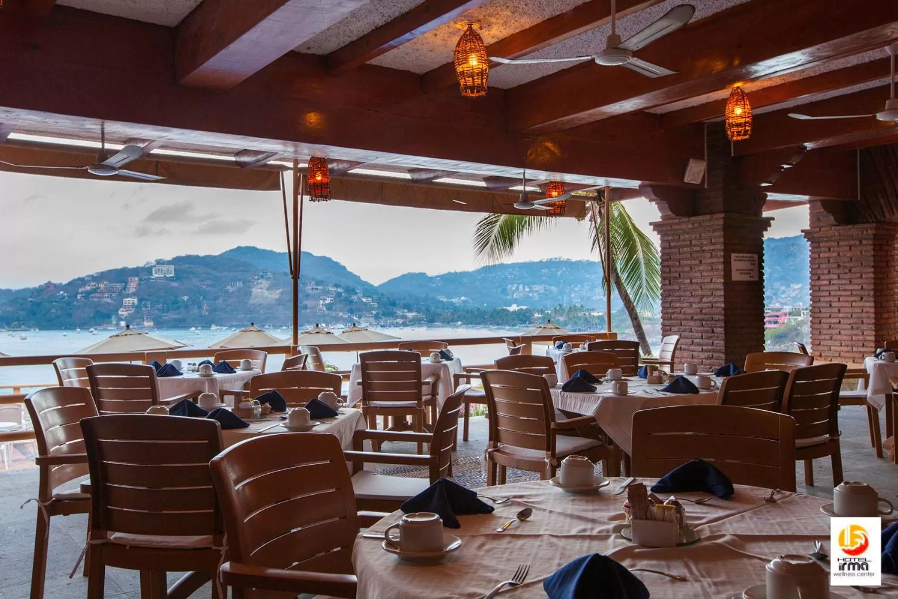 Restaurant/places to eat in Hotel Irma