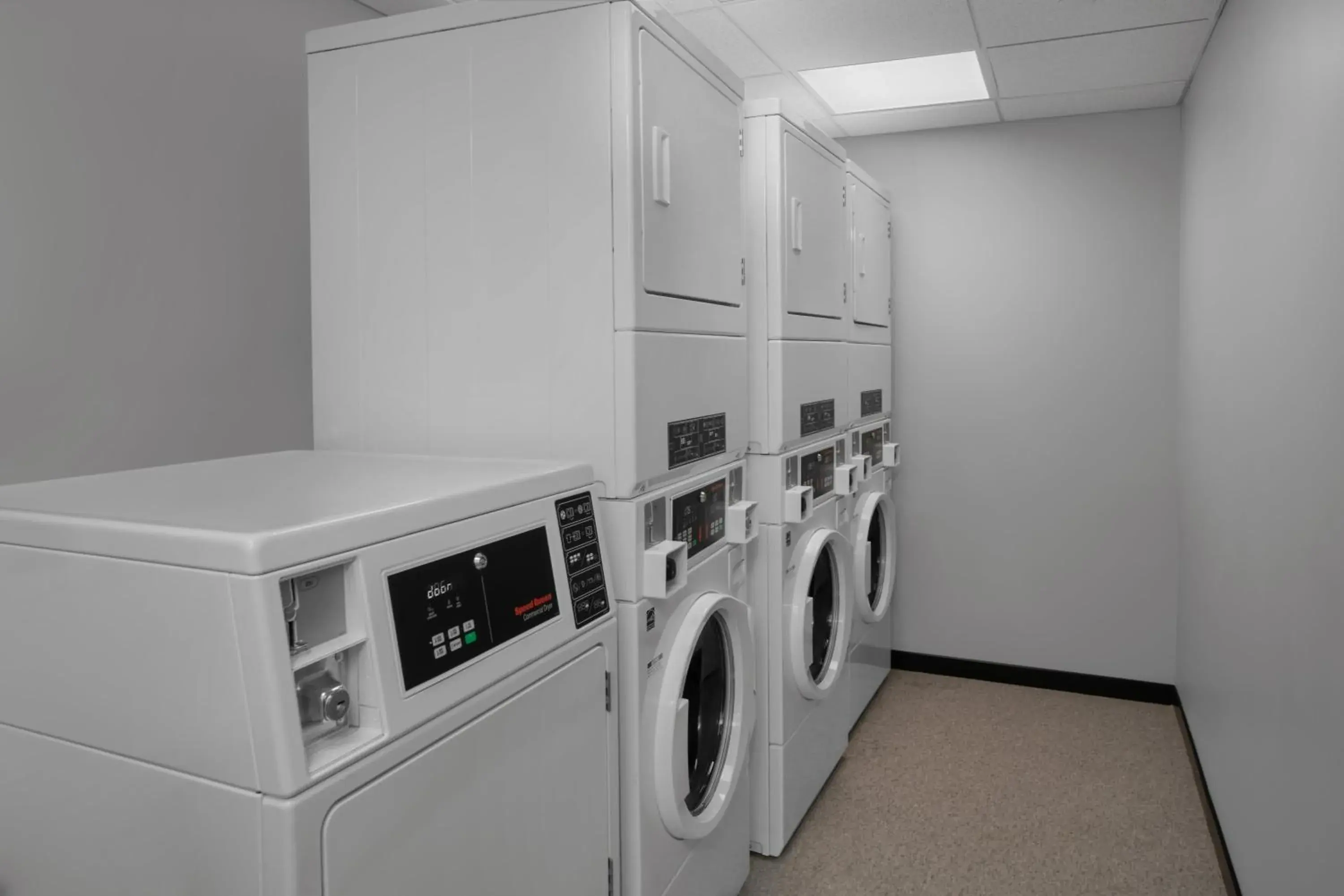 laundry, Kitchen/Kitchenette in Homewood Suites By Hilton Charlotte Uptown First Ward